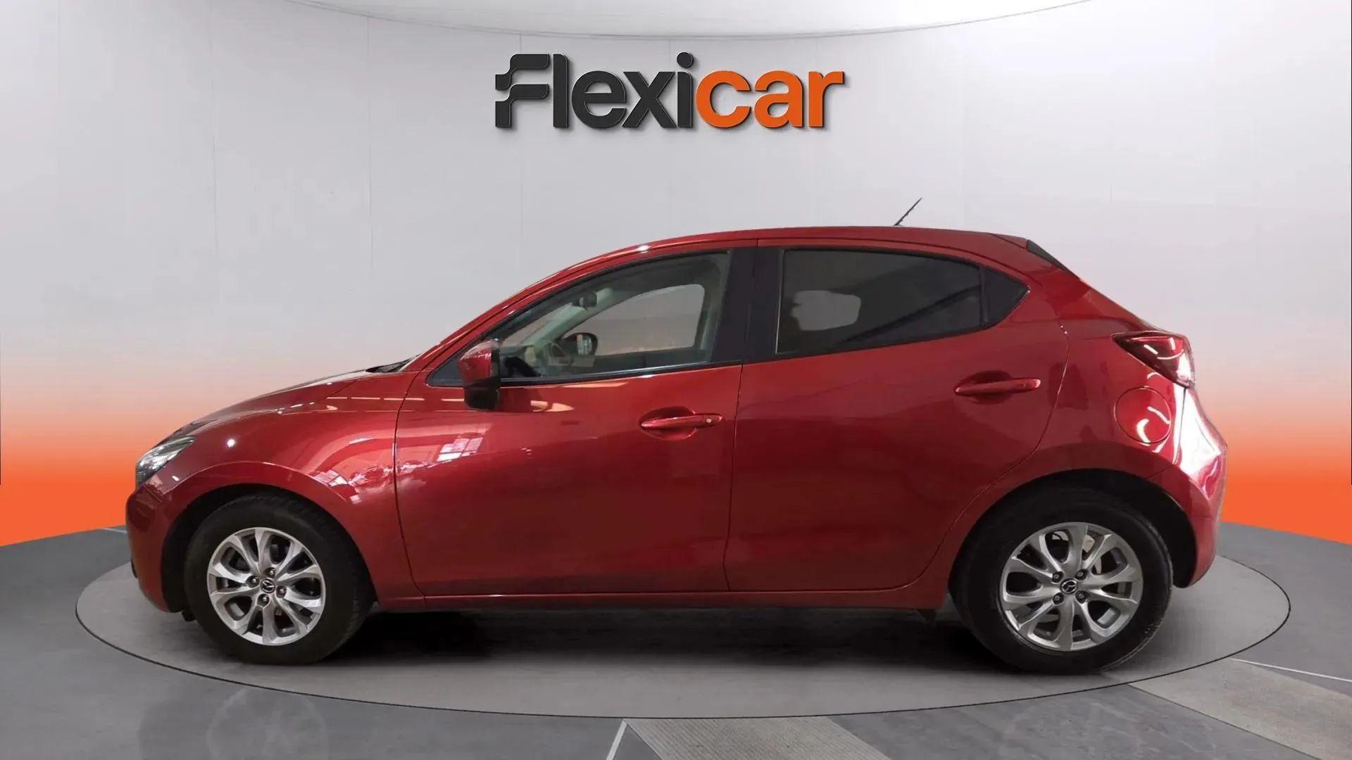 Mazda Mazda2 1.5 GE Luxury - foto 9