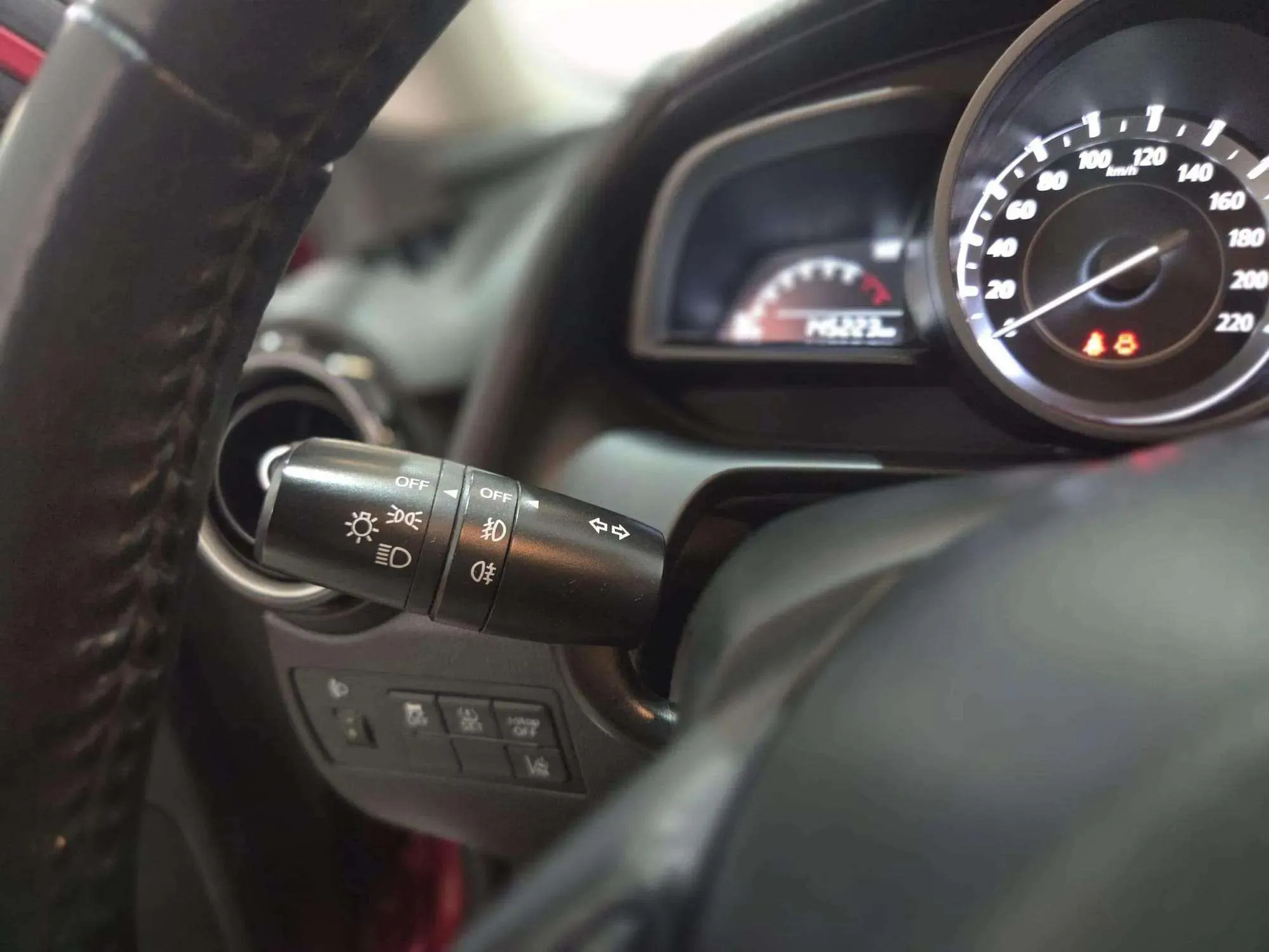 Mazda Mazda2 1.5 GE Luxury - foto 17