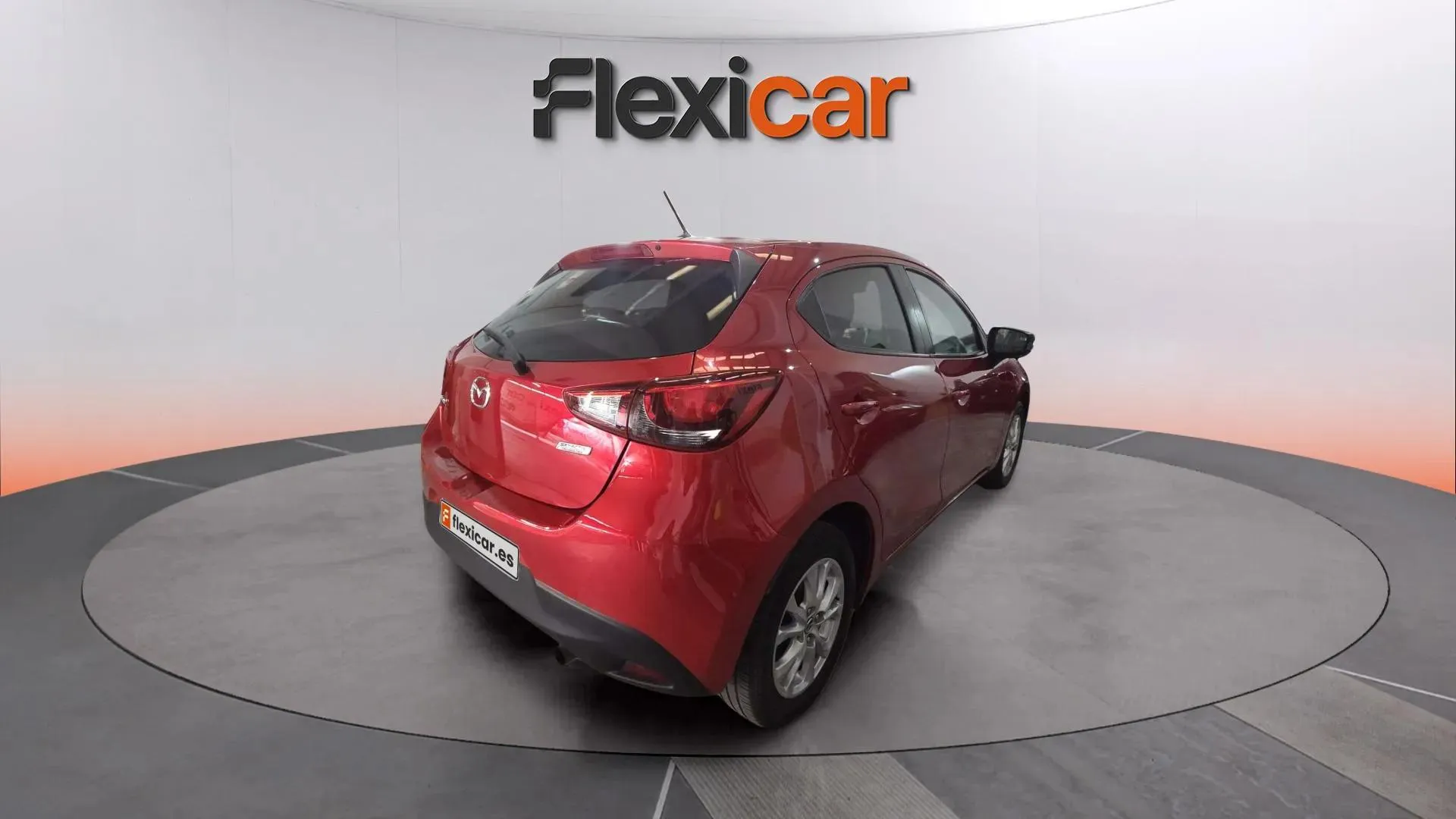 Mazda Mazda2 1.5 GE Luxury - foto 4