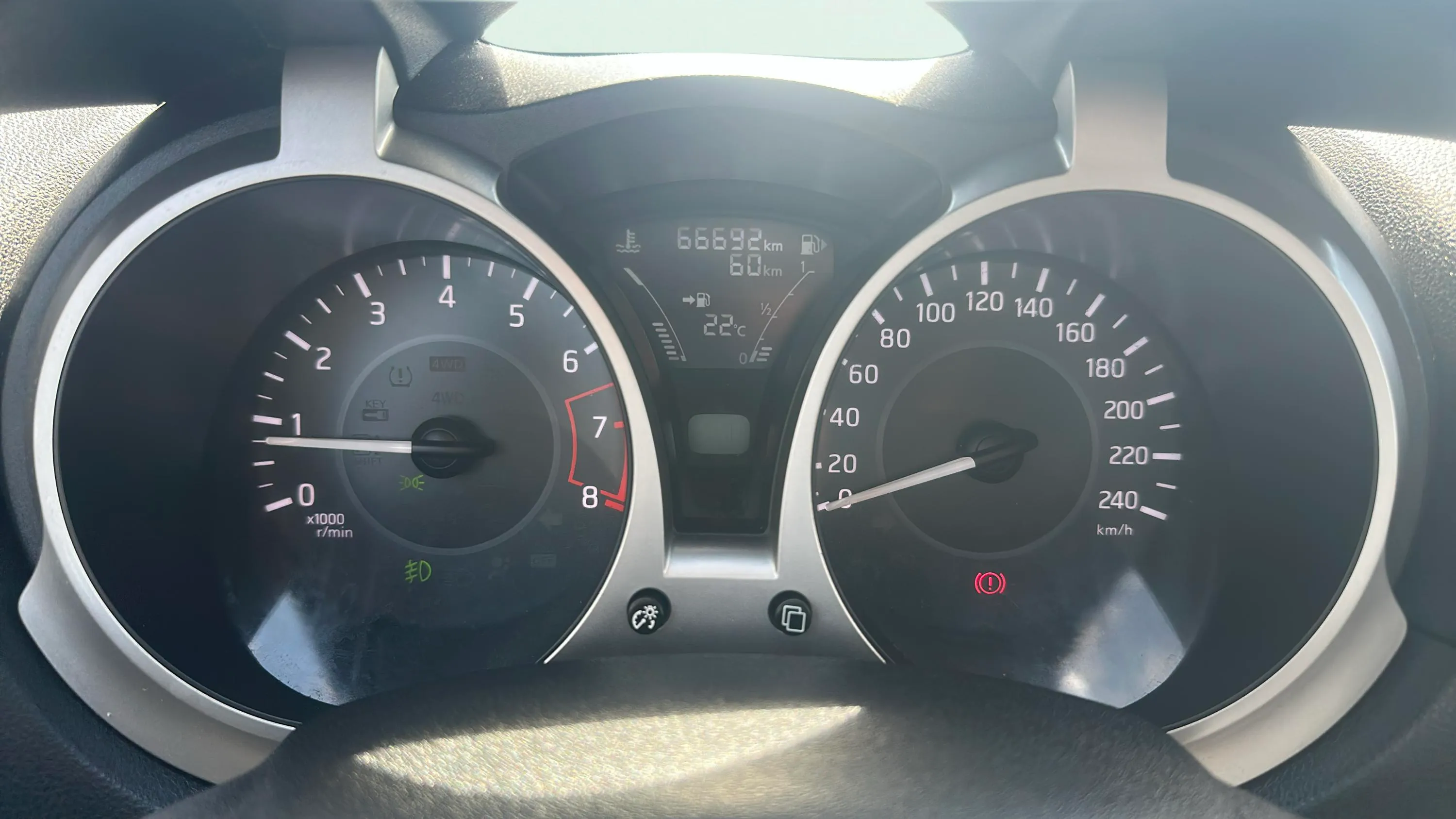 Nissan Juke G E6D-Temp Acenta - foto 13