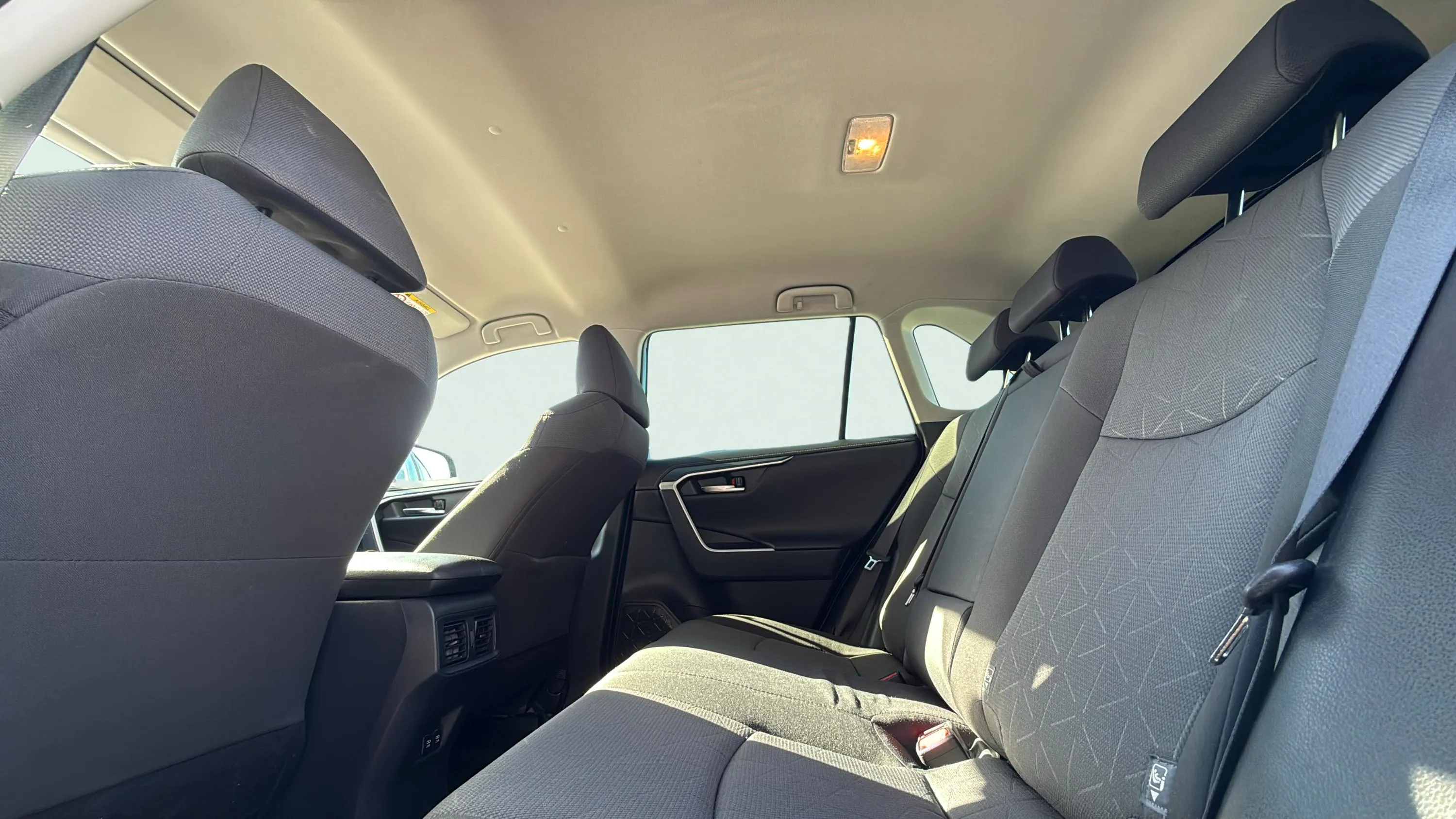 Toyota RAV4 Advanced - foto 16