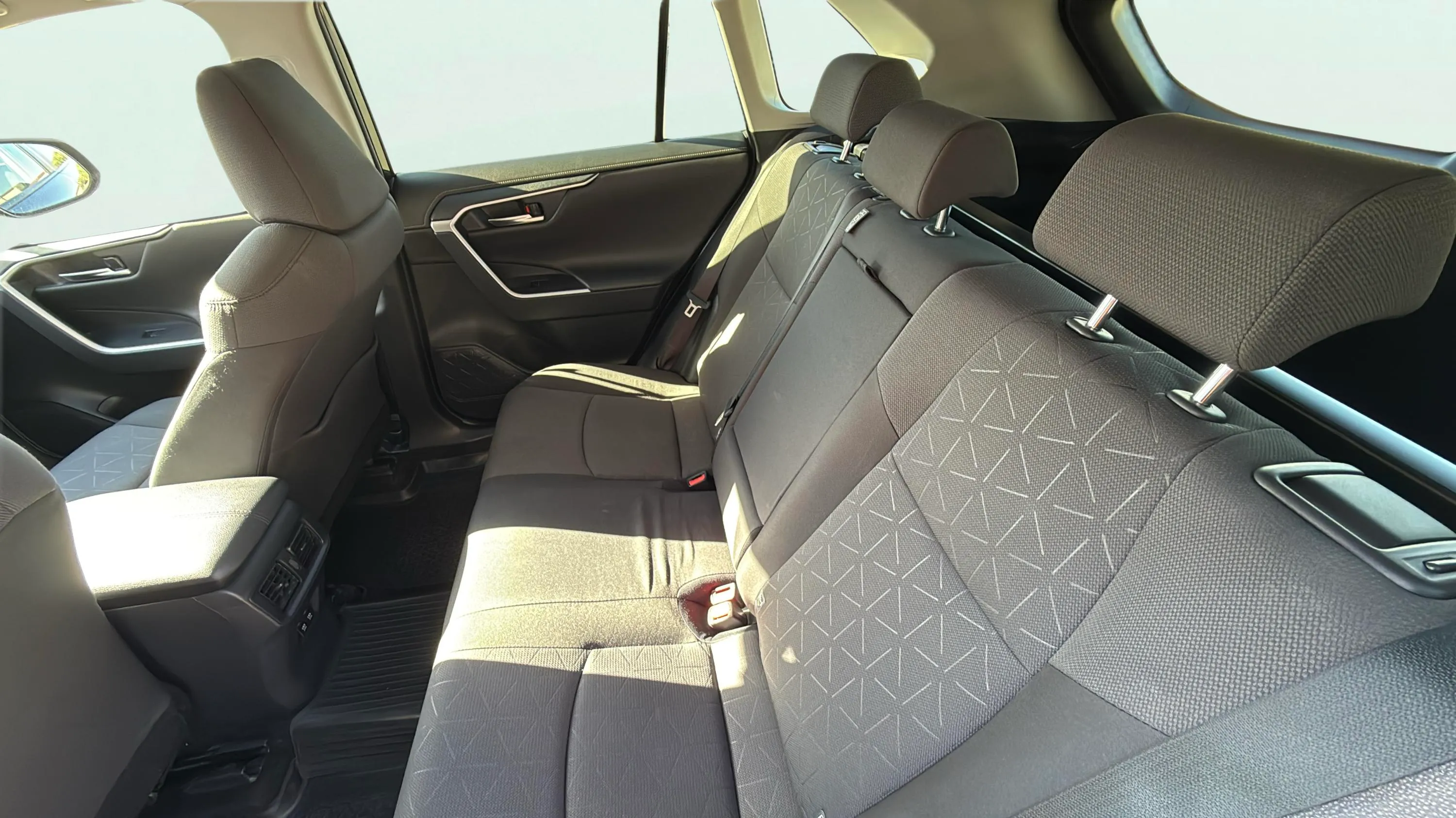 Toyota RAV4 Advanced - foto 17