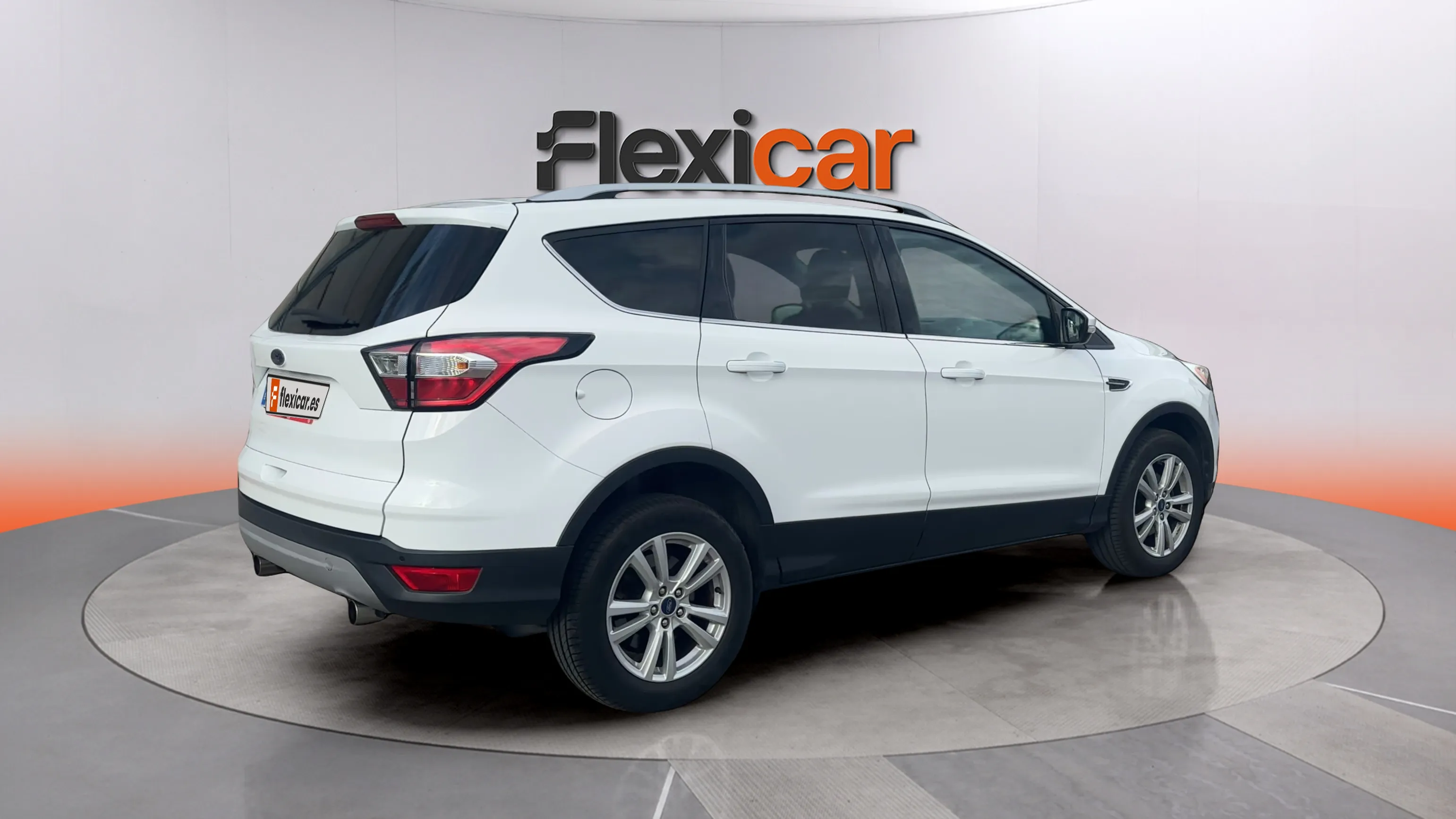 Ford Kuga Trend 1.5 EcoBoost 4x2 - foto 7