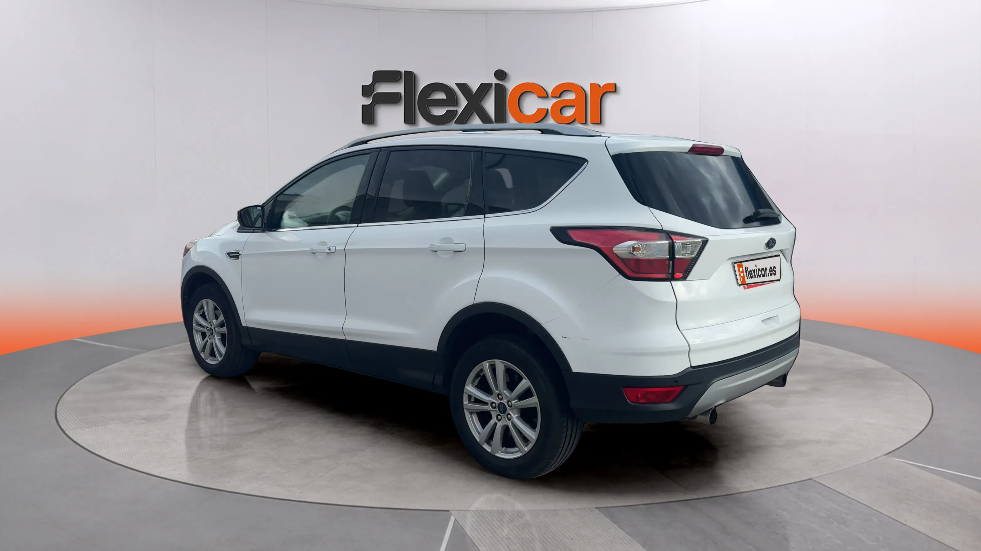 Ford Kuga Trend 1.5 EcoBoost 4x2 - foto 5
