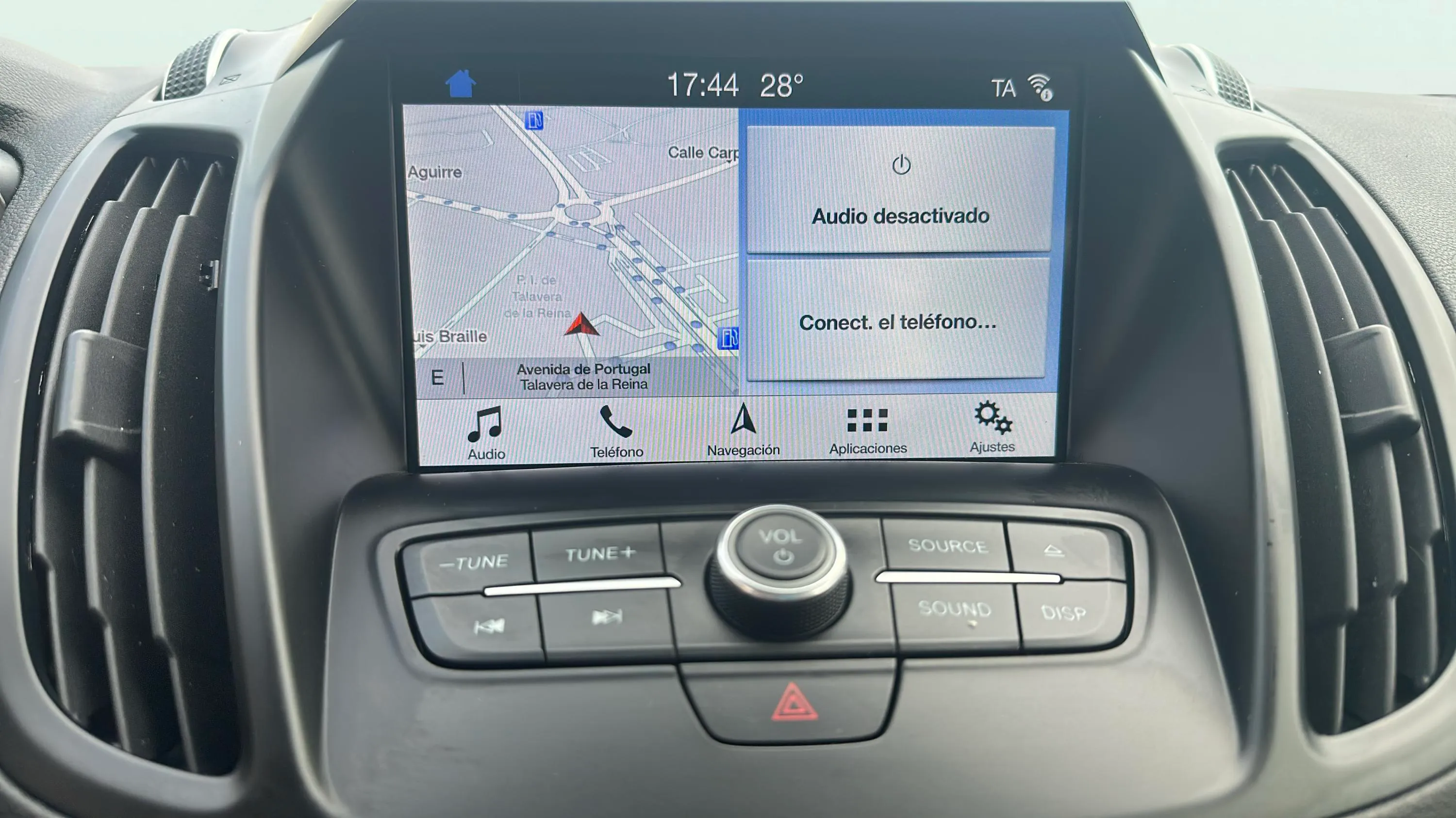 Ford Kuga Trend 1.5 EcoBoost 4x2 - foto 14