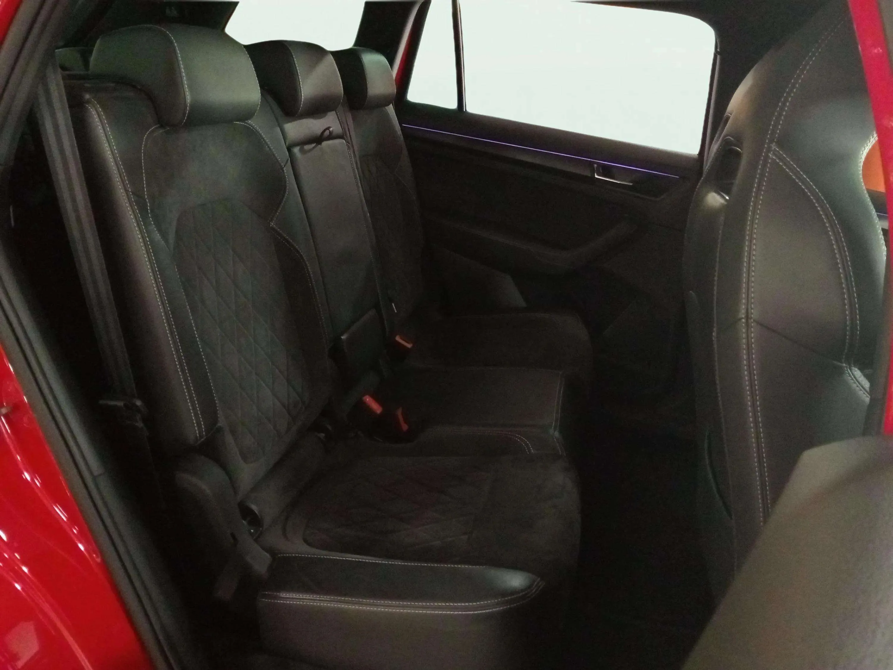 Škoda Kodiaq 2.0 TDI DSG 4x4 Sportline - foto 13
