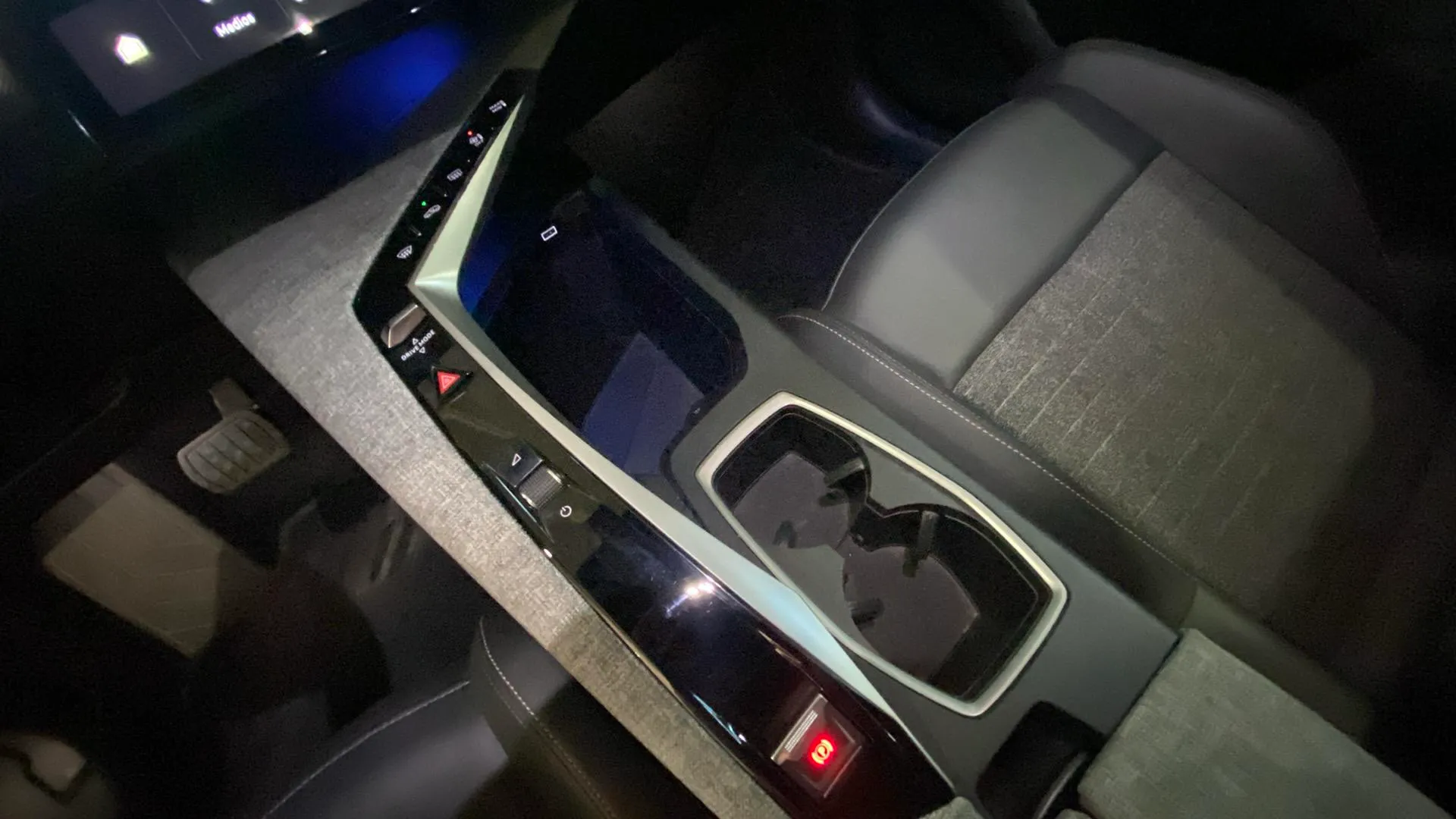 Peugeot 3008 1.2 Allure Exclusive eDCS6 - foto 13