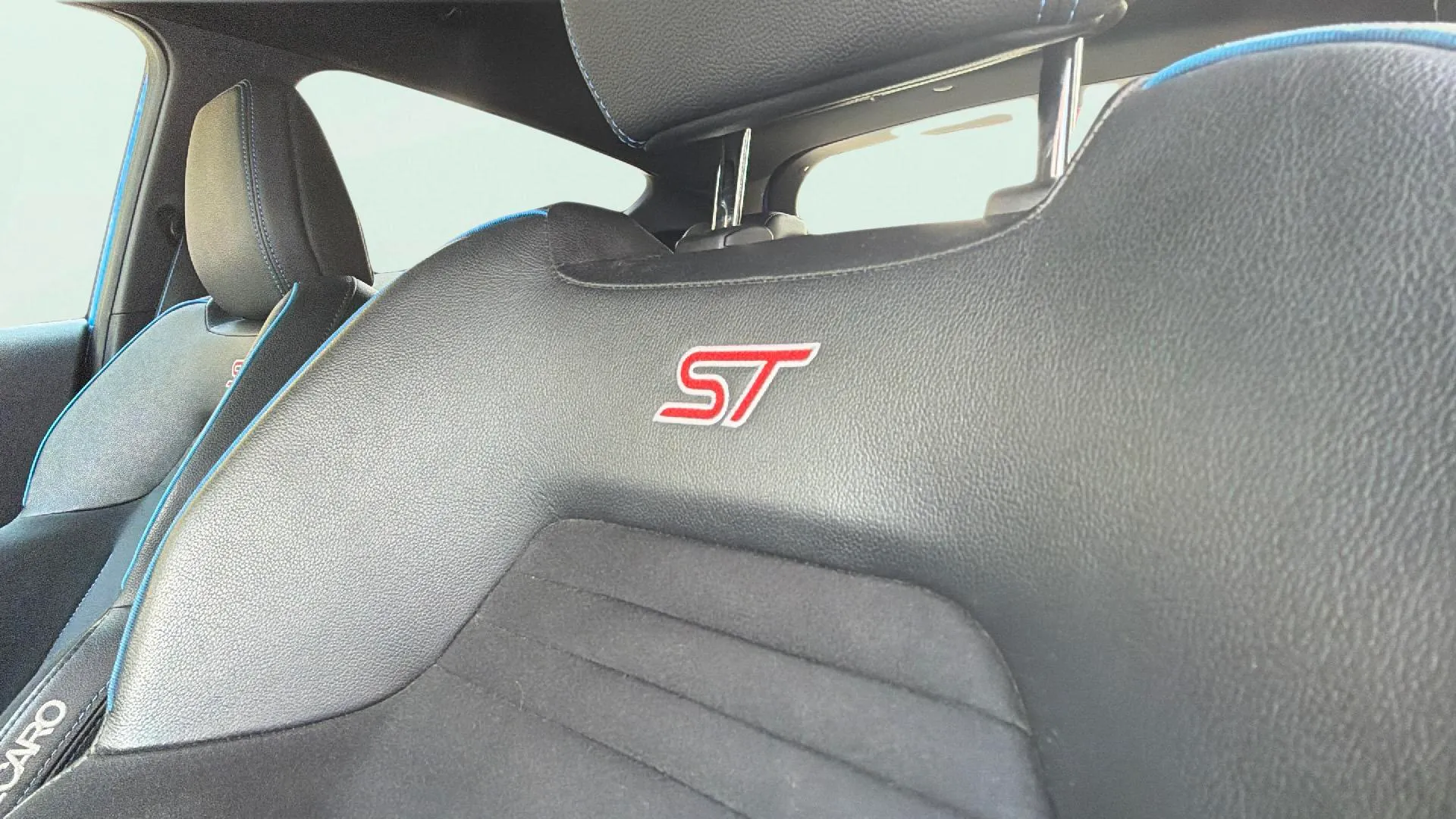 Ford Fiesta 1.5 EcoBoost ST Edition - foto 14