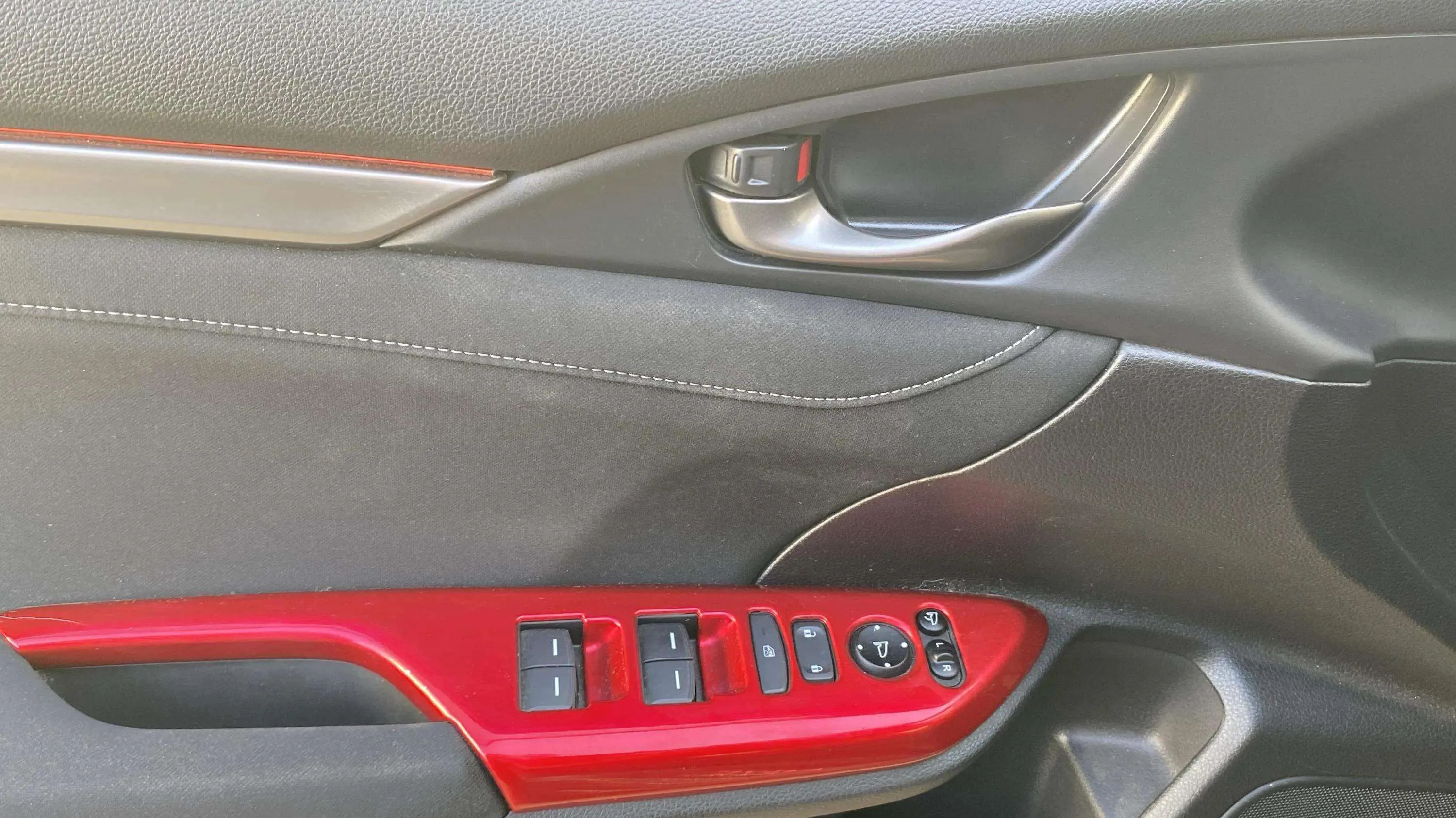 Honda Civic 1.0 I-VTEC Turbo Comfort - foto 17