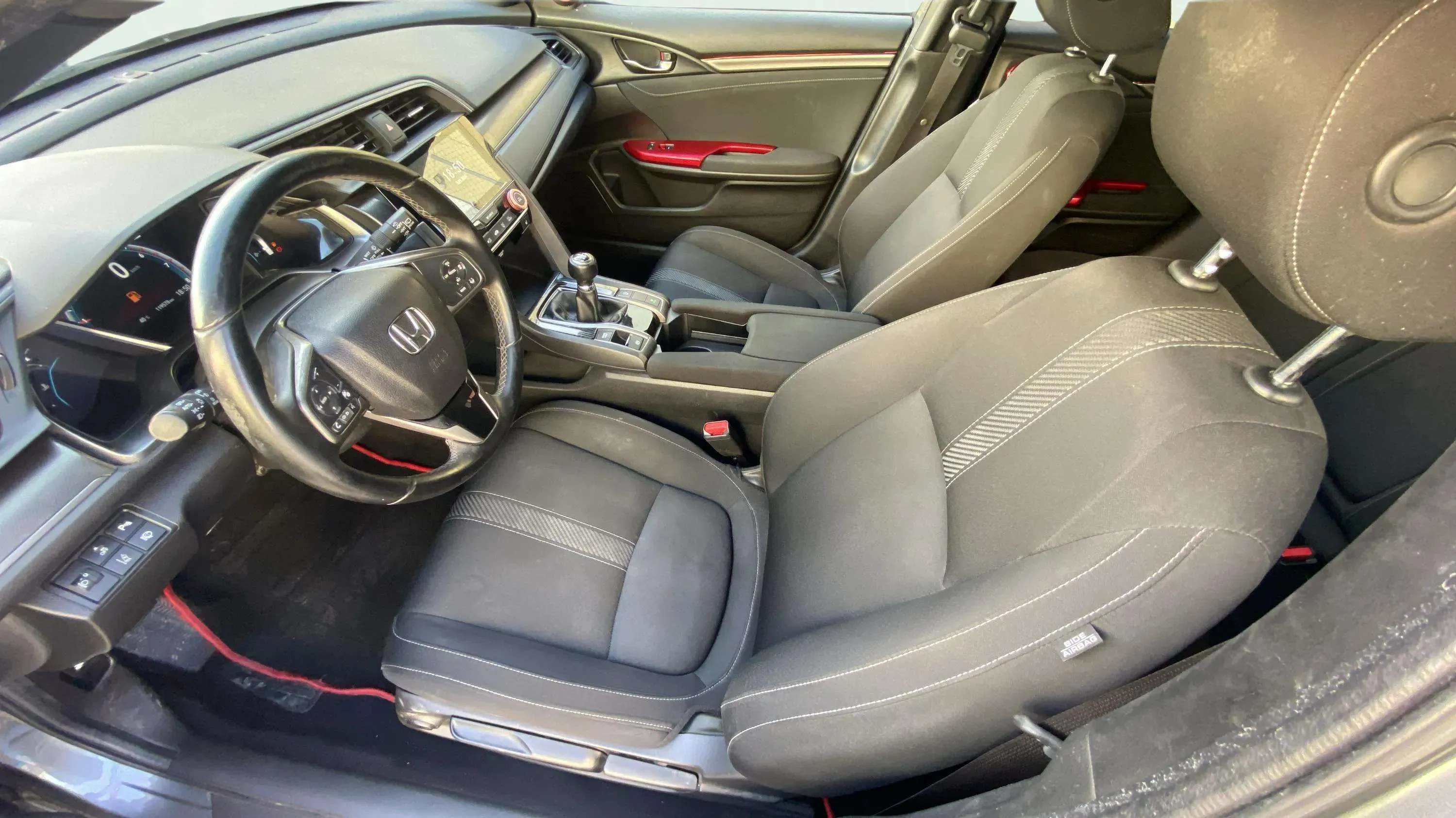 Honda Civic 1.0 I-VTEC Turbo Comfort - foto 12