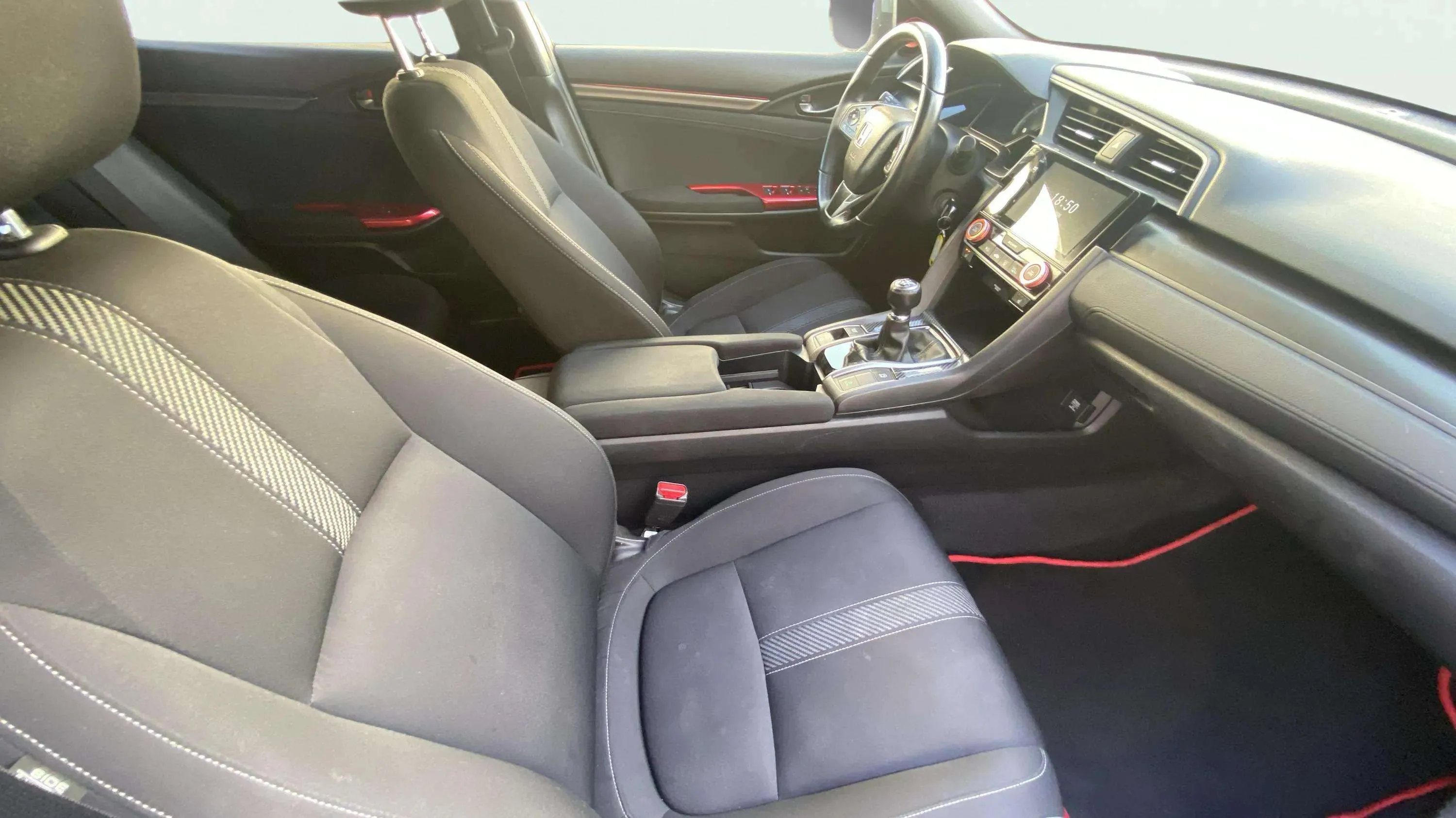 Honda Civic 1.0 I-VTEC Turbo Comfort - foto 16