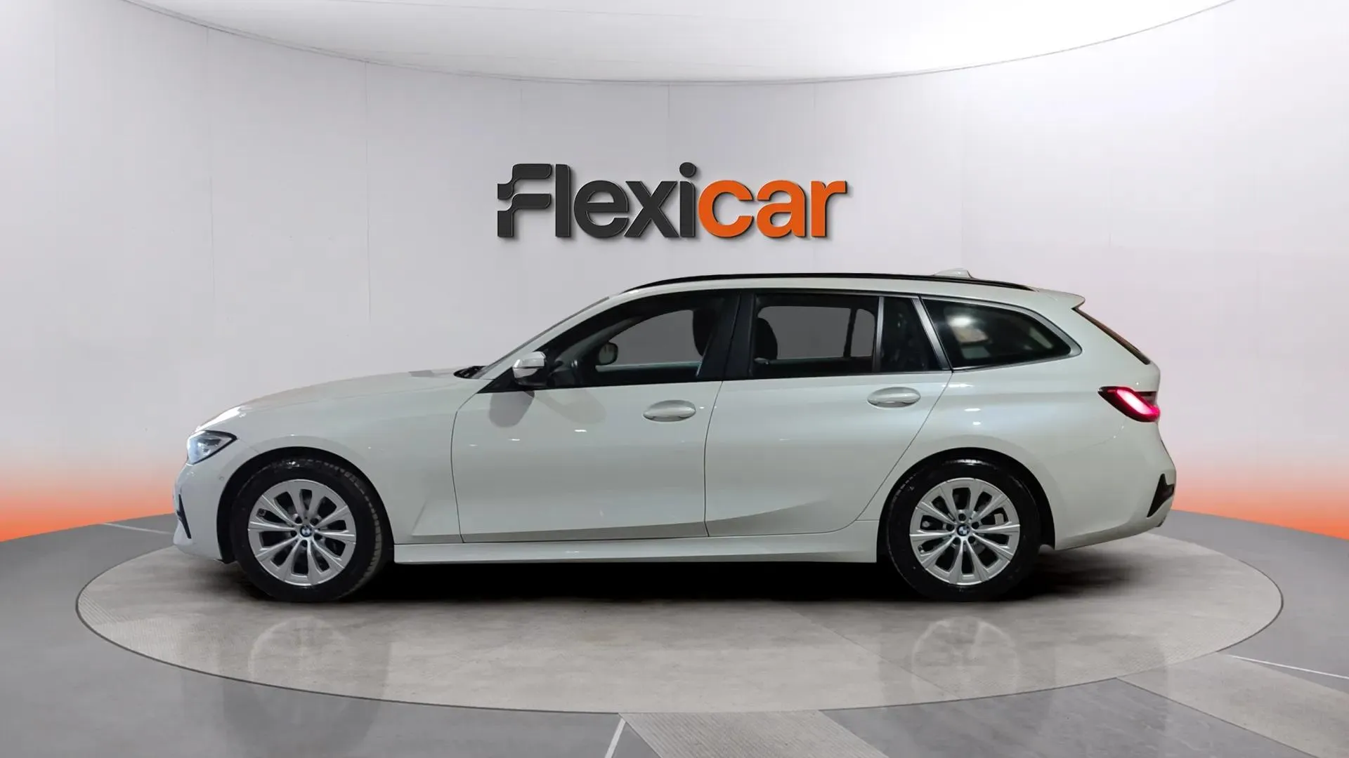 BMW Serie 3 318d Touring - foto 4