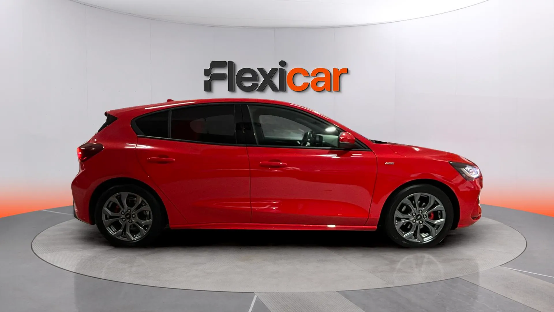 Ford Focus ST-Line 1.0T EcoBoost mHEV - foto 7