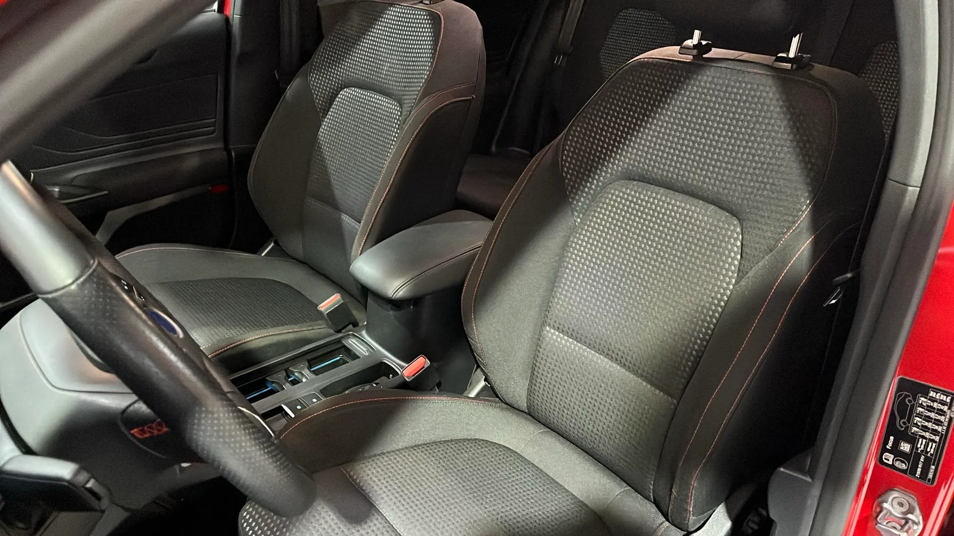 Ford Focus ST-Line 1.0T EcoBoost mHEV - foto 18
