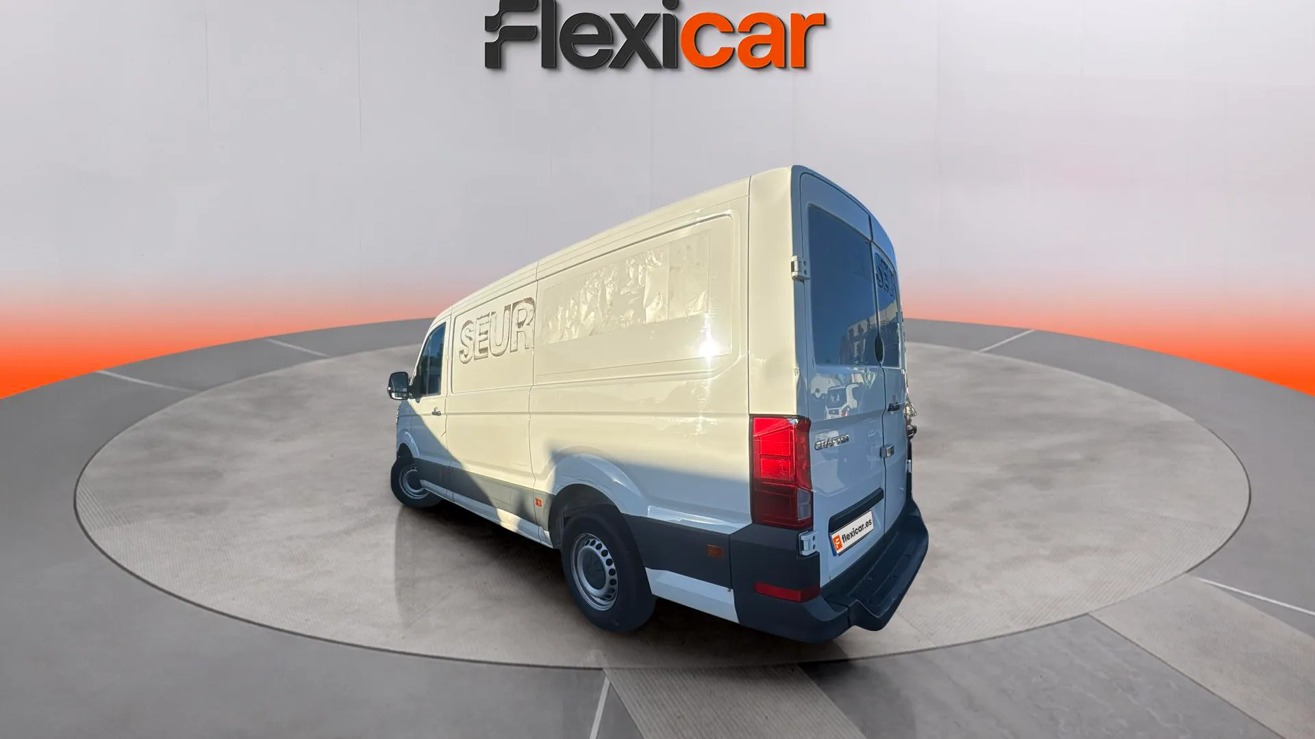 Volkswagen Crafter 30 TDI102 FGN L3H2 FWD - foto 5