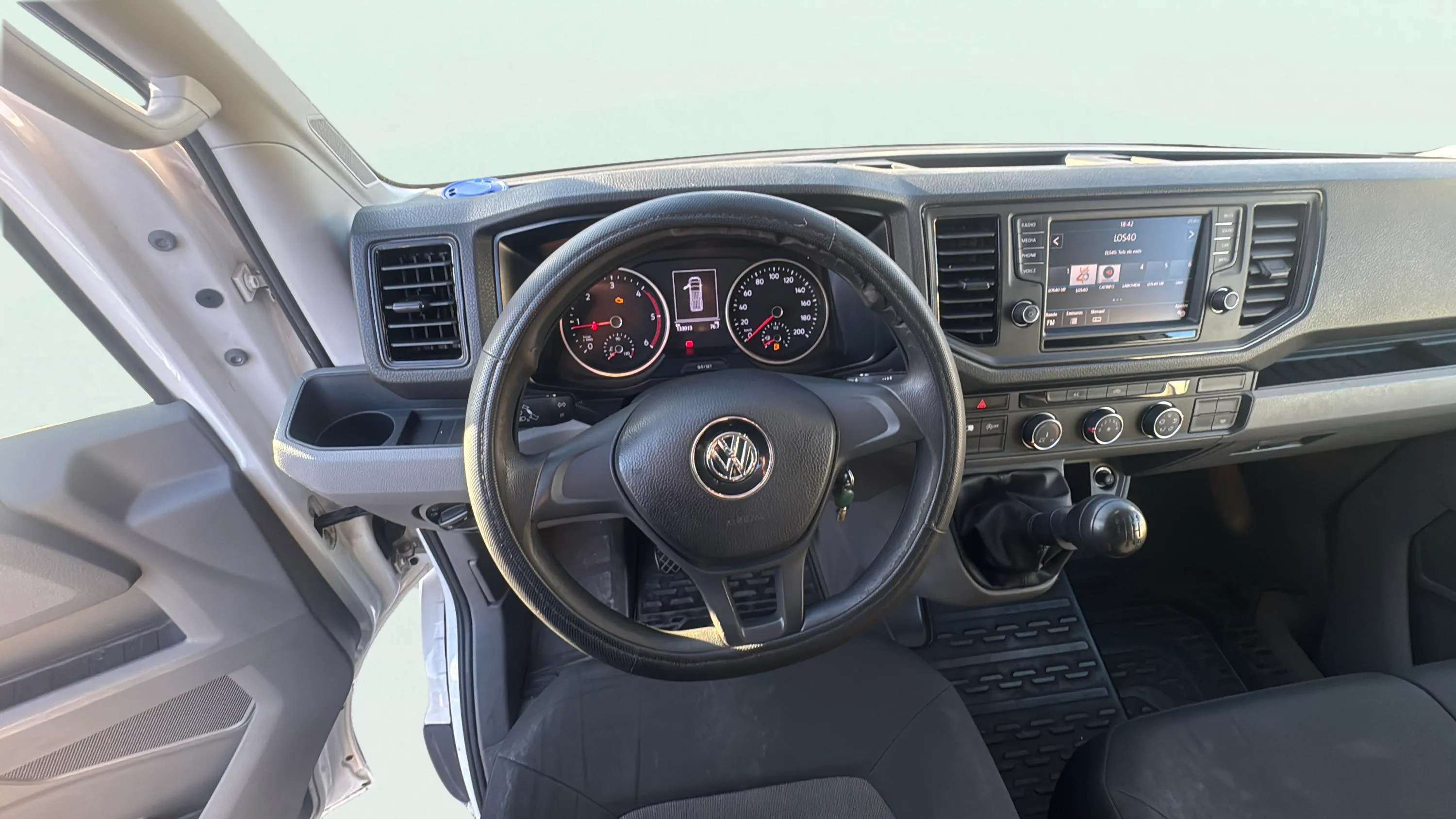 Volkswagen Crafter 30 TDI102 FGN L3H2 FWD - foto 15