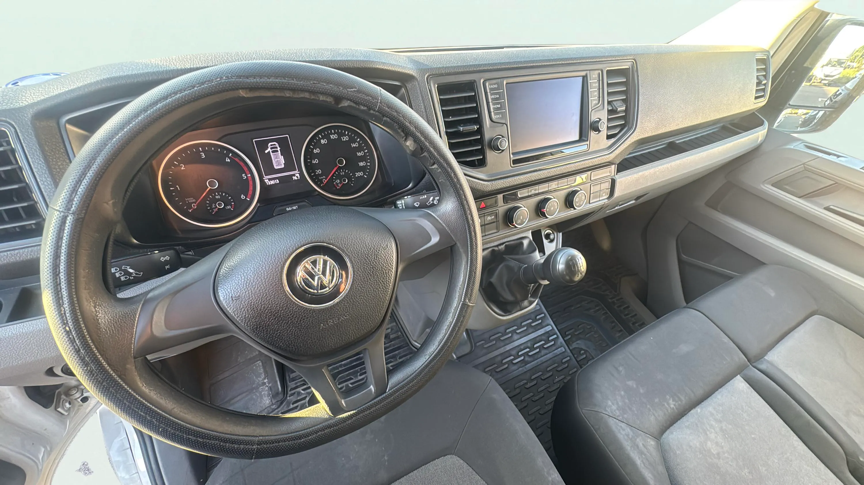 Volkswagen Crafter 30 TDI102 FGN L3H2 FWD - foto 17