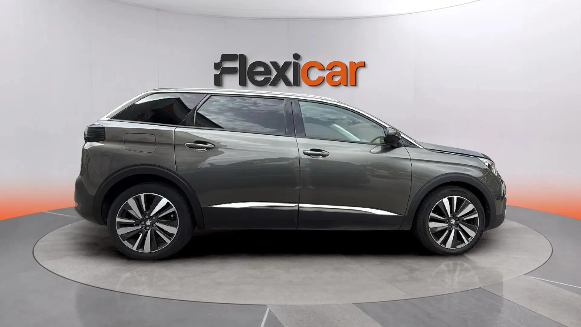 Peugeot 5008 Allure 1.2L PureTech - foto 4