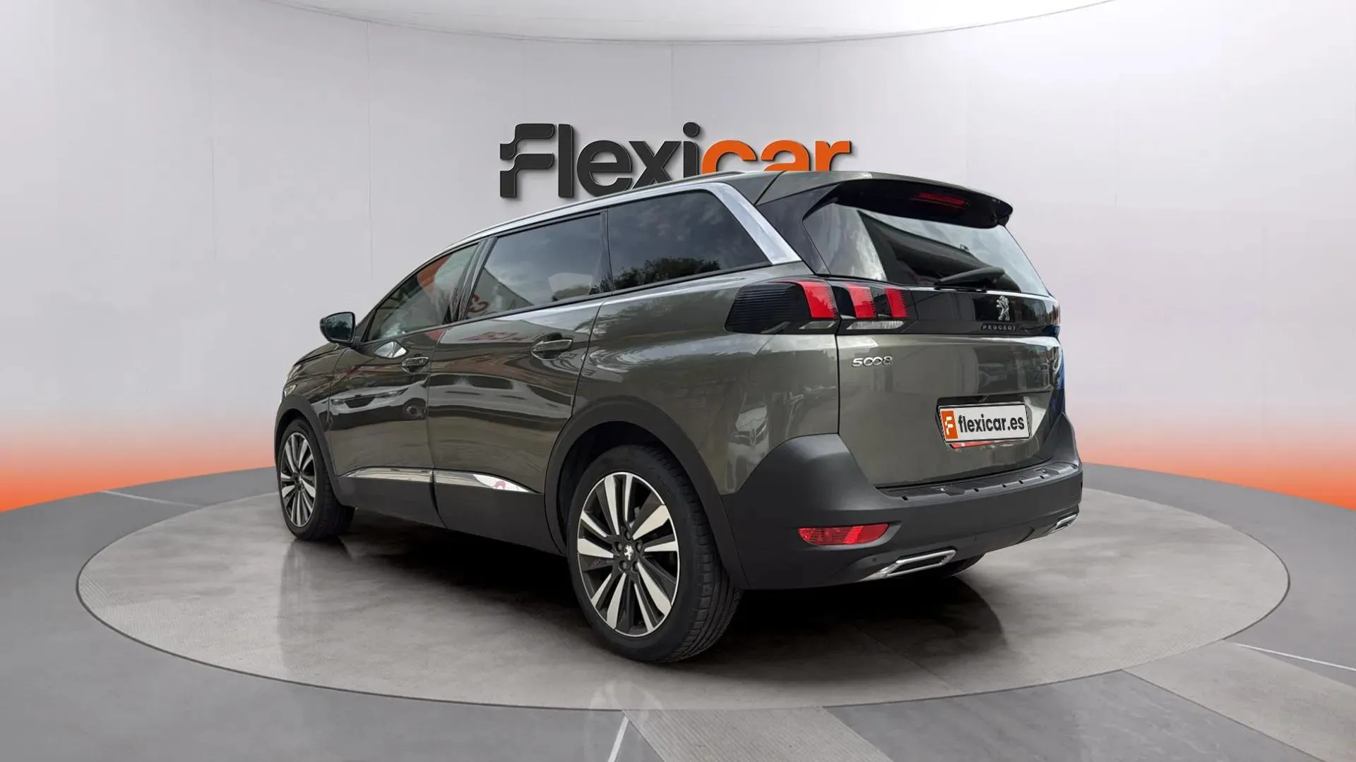Peugeot 5008 Allure 1.2L PureTech - foto 6