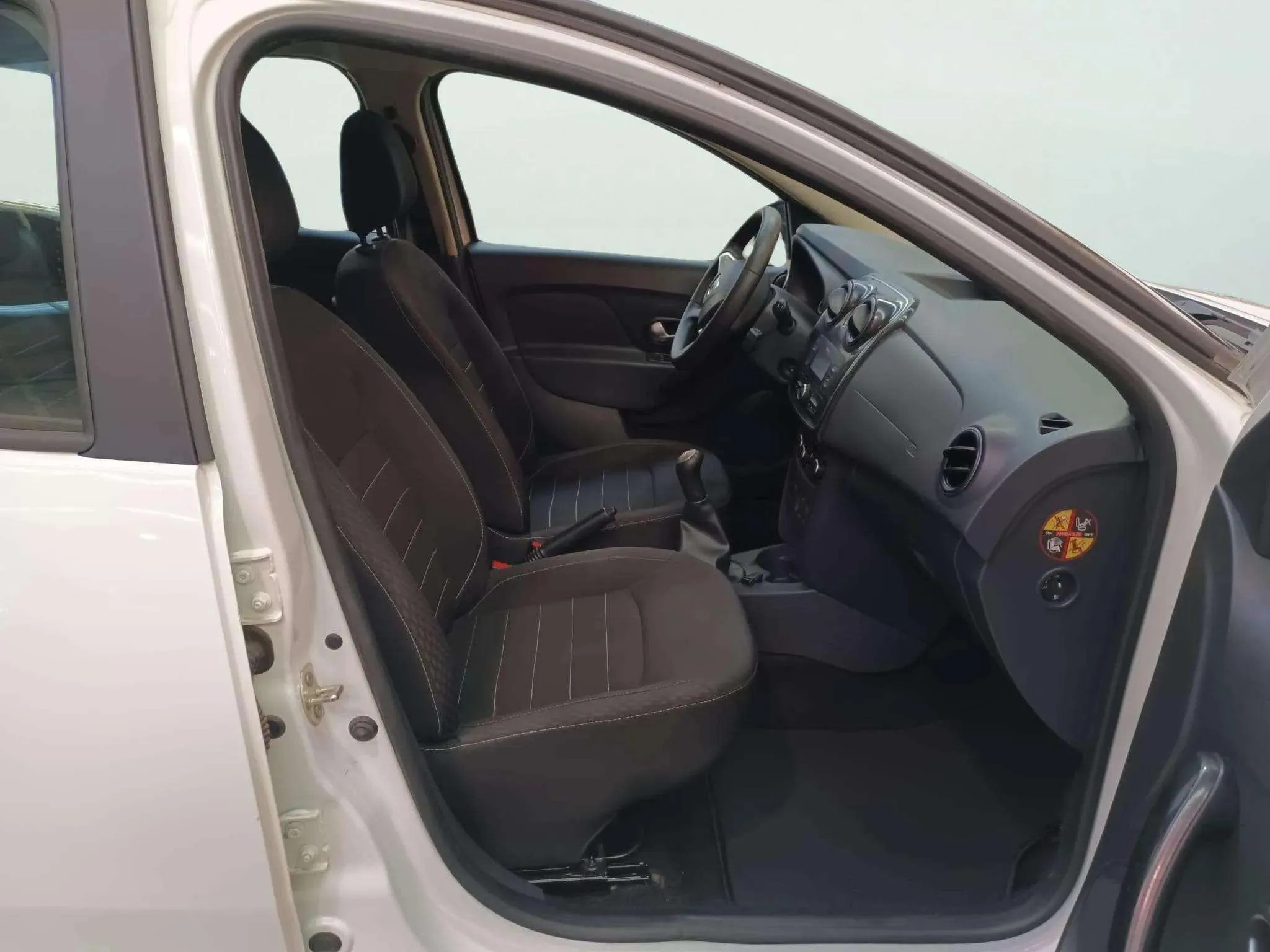 Dacia Sandero Comfort Blue dCi - foto 11