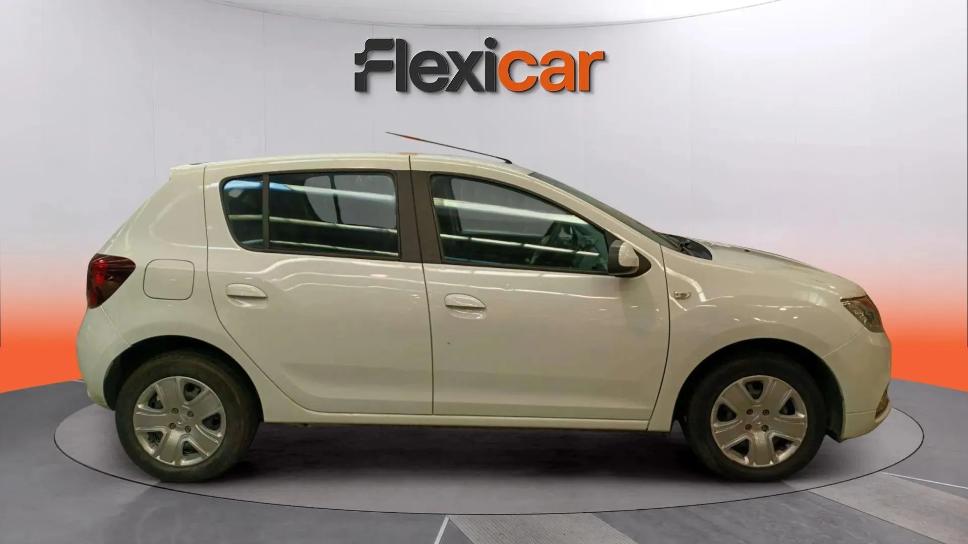 Dacia Sandero Comfort Blue dCi - foto 6