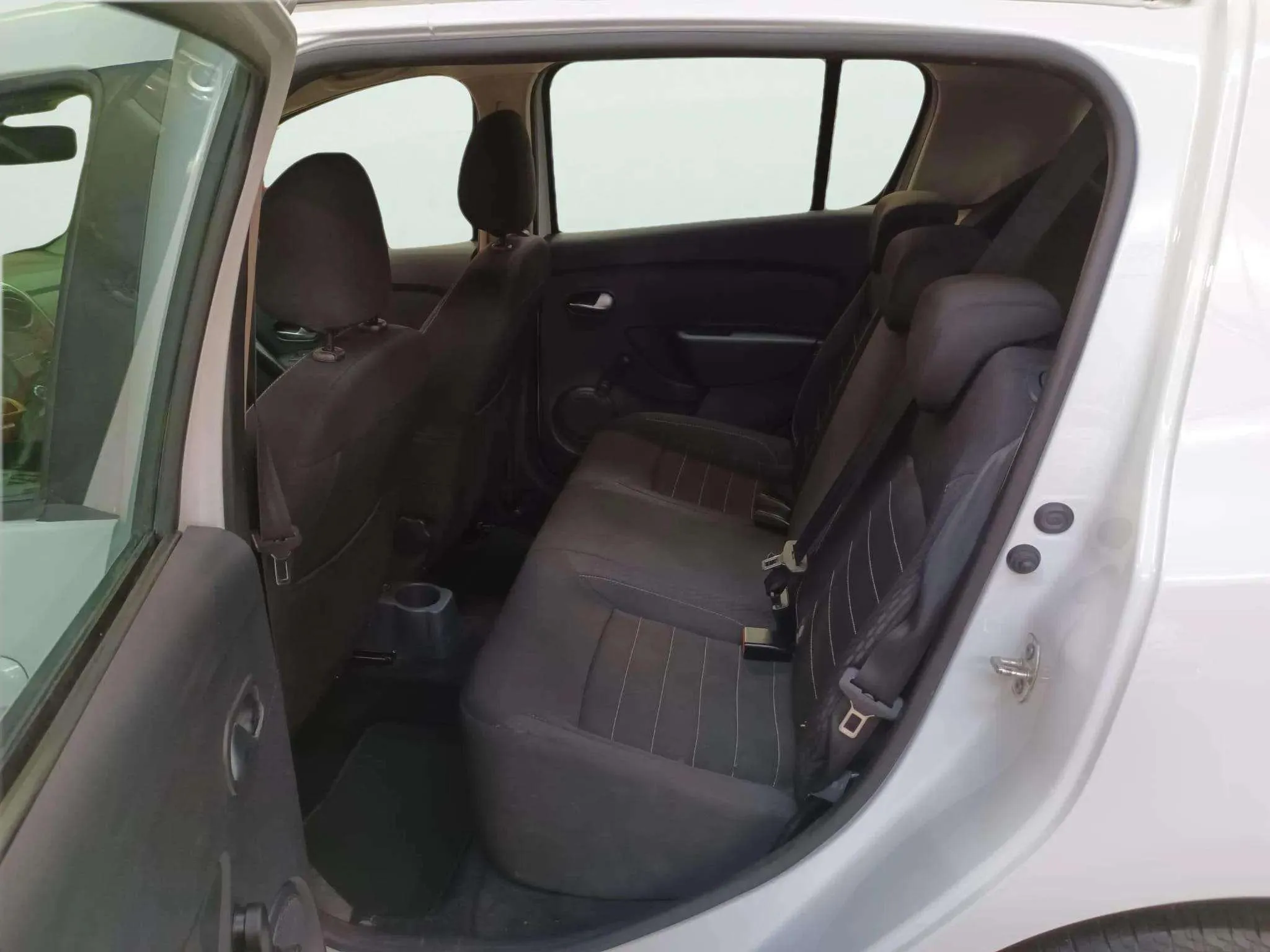 Dacia Sandero Comfort Blue dCi - foto 13