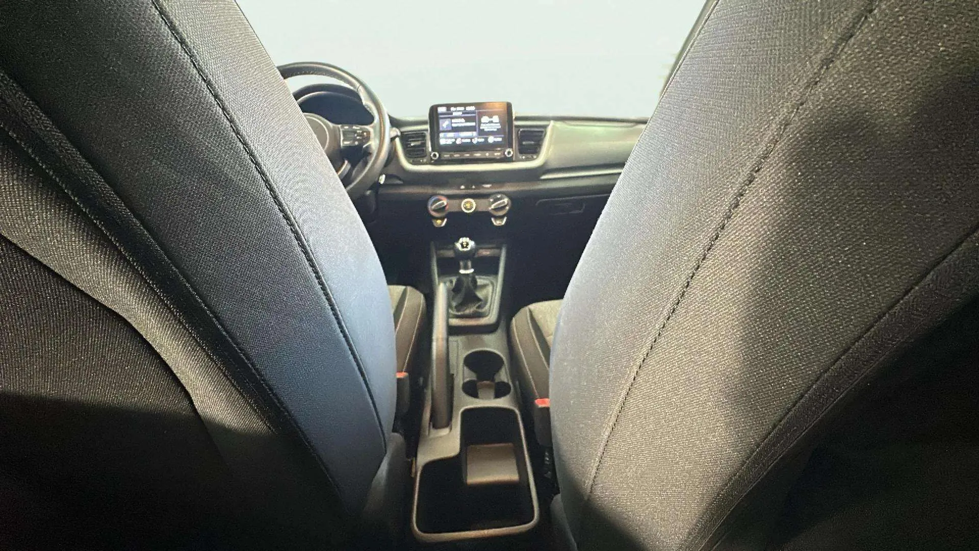 Kia Stonic 1.2 DPi Concept - foto 16