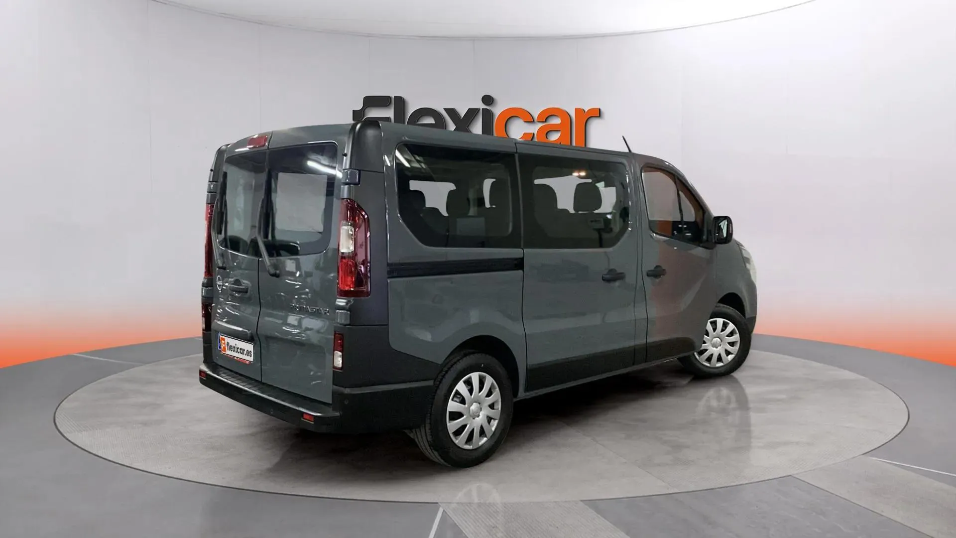Nissan Primastar Combi 6 2.0dCi L1H1 1T N-Connecta - foto 7