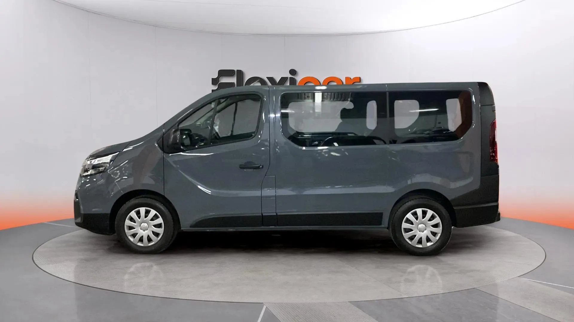 Nissan Primastar Combi 6 2.0dCi L1H1 1T N-Connecta - foto 4