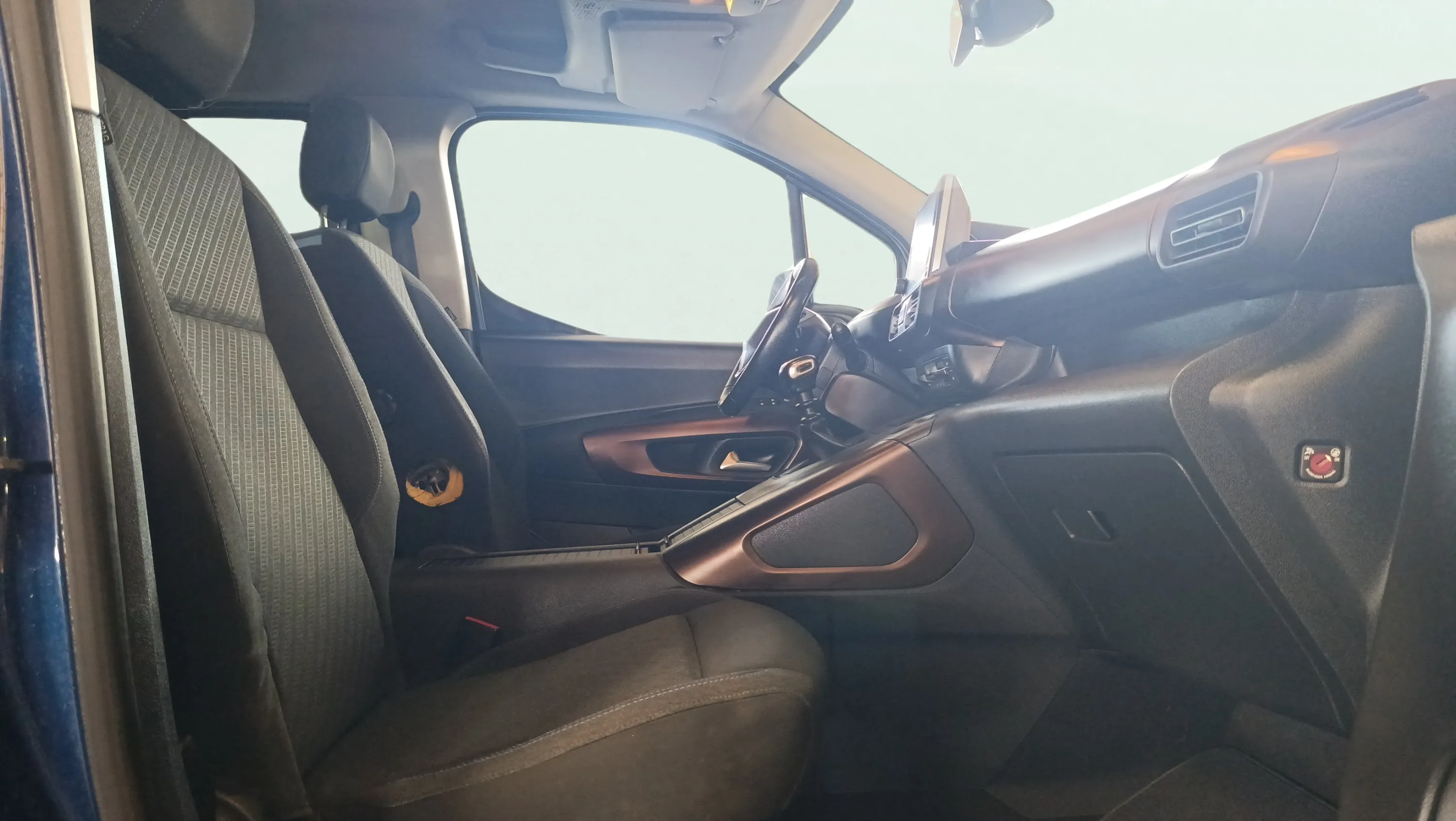 Peugeot Rifter GT BlueHDi 100 - foto 29