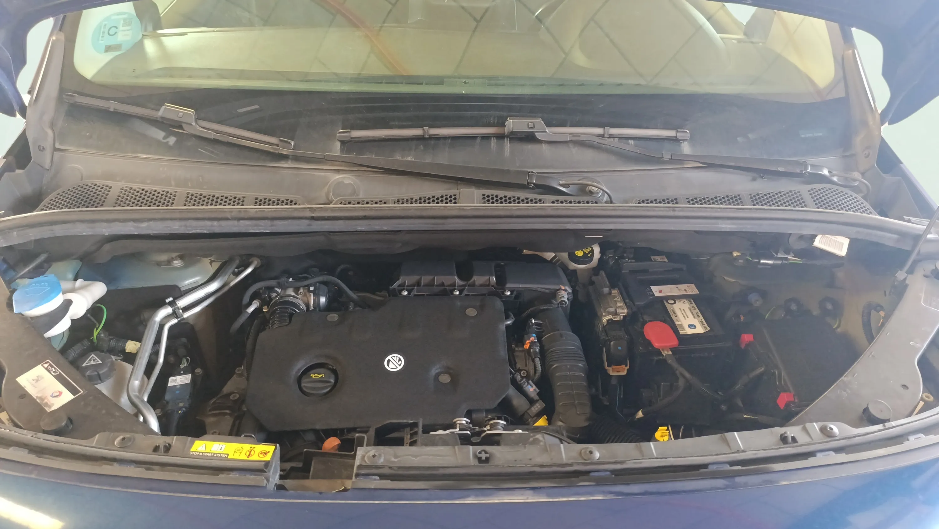 Peugeot Rifter GT BlueHDi 100 - foto 36