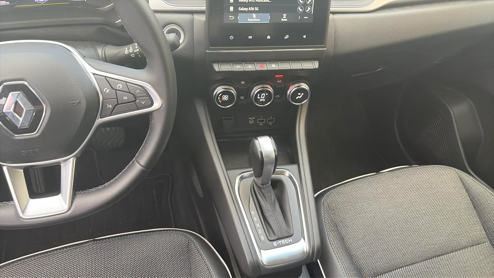 Renault Captur evolution E-Tech híbrido - foto 15