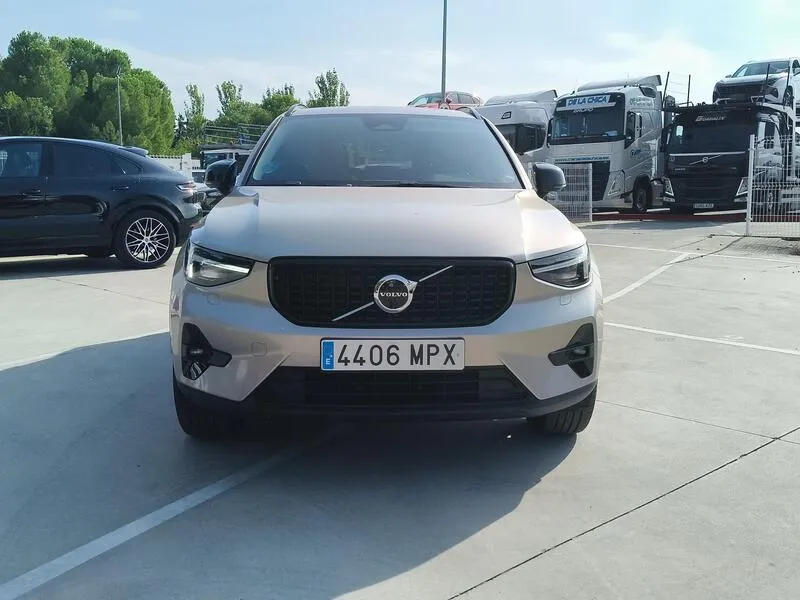 Volvo XC40 2.0 B4 G Ultimate Dark - foto 9