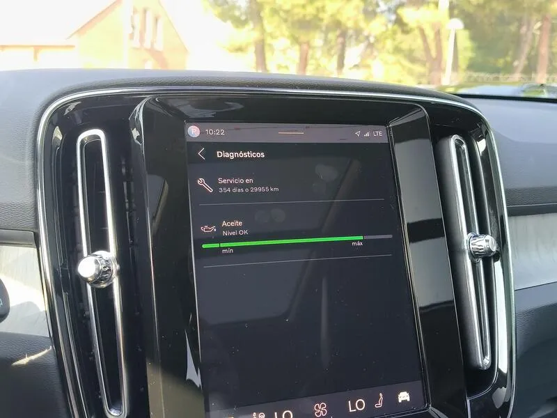 Volvo XC40 2.0 B4 G Ultimate Dark - foto 22