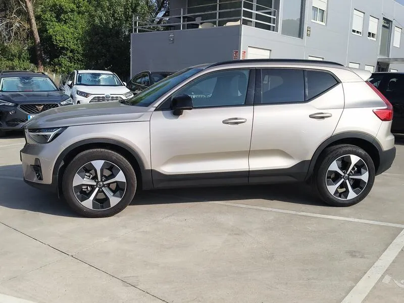 Volvo XC40 2.0 B4 G Ultimate Dark - foto 3
