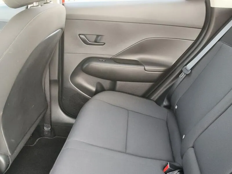 Hyundai Kona 1.6 GDI HEV Maxx DCT140 CV - foto 30
