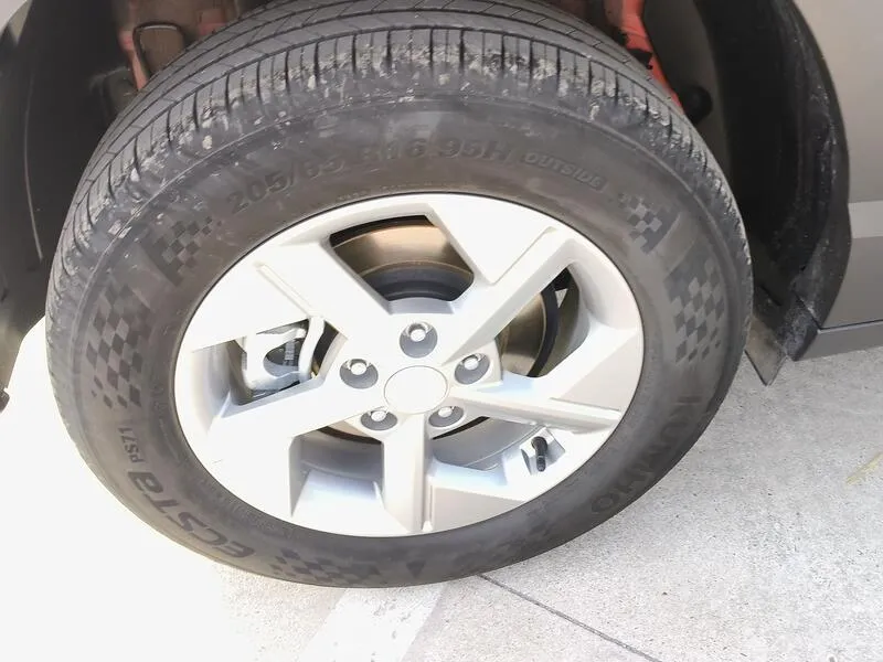 Hyundai Kona 1.6 GDI HEV Maxx DCT140 CV - foto 38