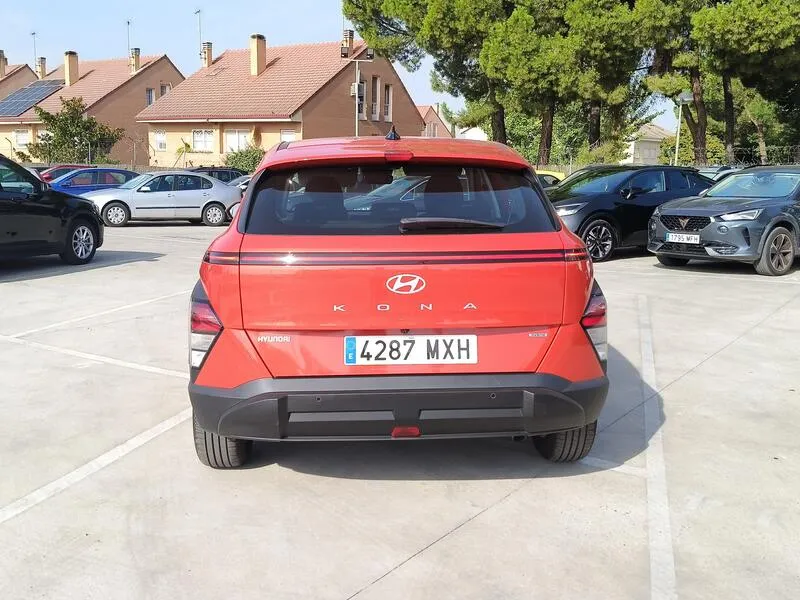 Hyundai Kona 1.6 GDI HEV Maxx DCT140 CV - foto 5