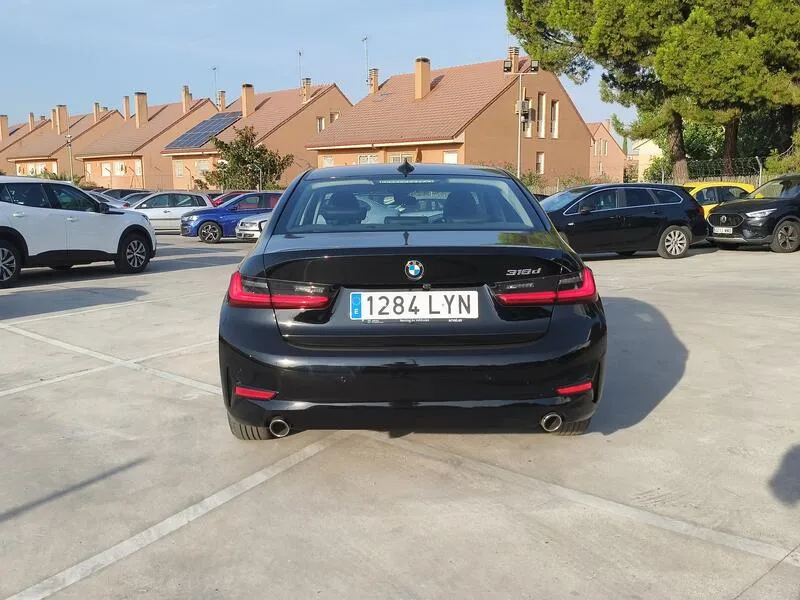 BMW Serie 3 318d - foto 5