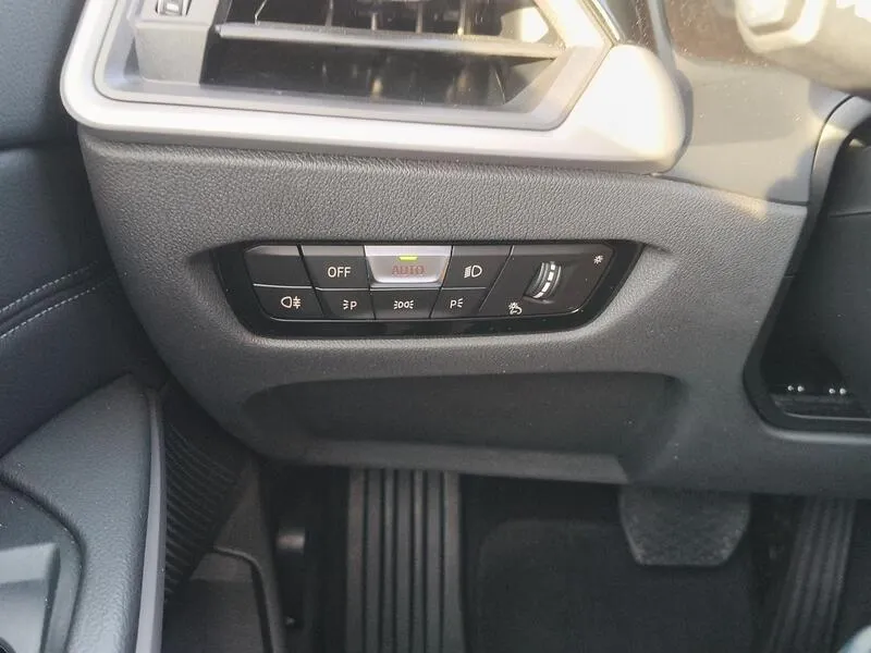 BMW Serie 3 318d - foto 28