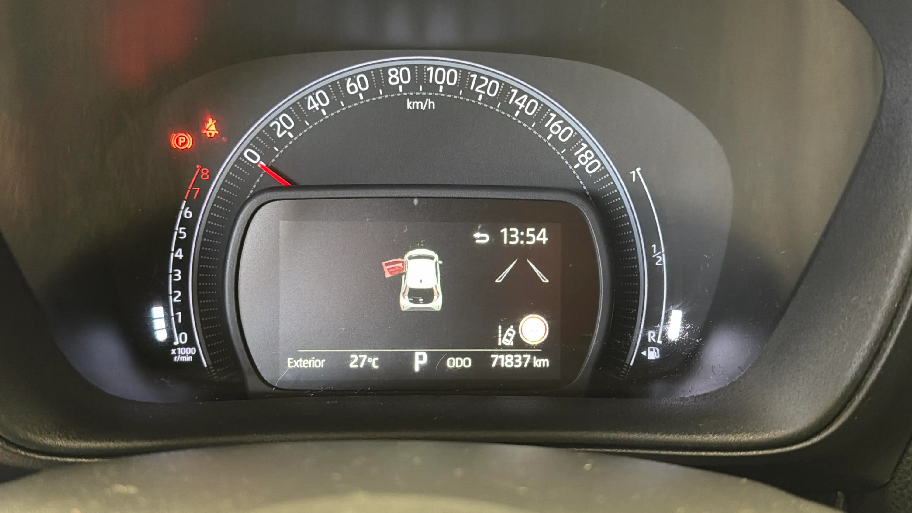 Toyota Aygo X 1.0 VVT-I Chic - foto 12