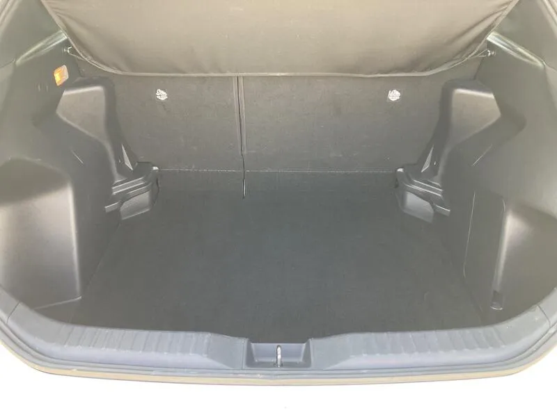 Toyota Yaris 1.5 120H Active Tech - foto 18