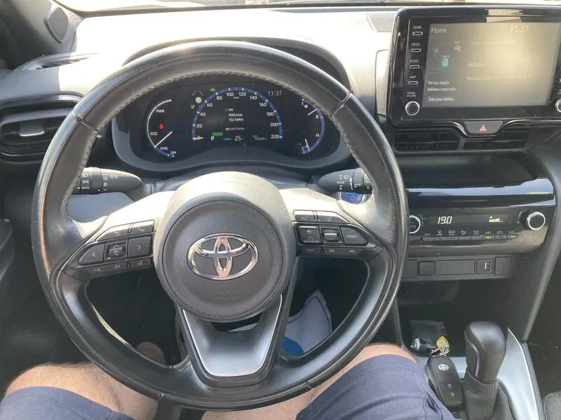 Toyota Yaris 1.5 120H Active Tech - foto 14