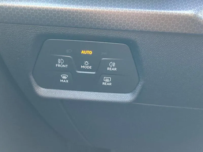 SEAT León 2.0 TDI Style Go - foto 26