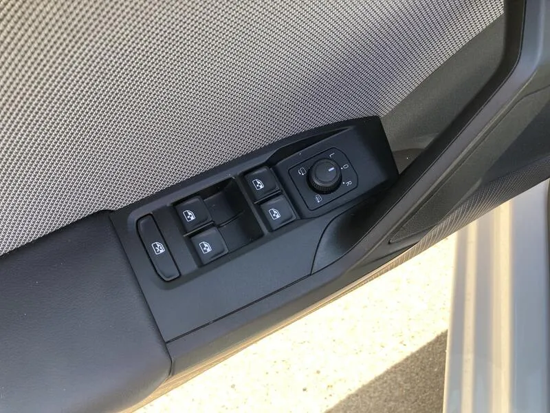 SEAT León 2.0 TDI Style Go - foto 25