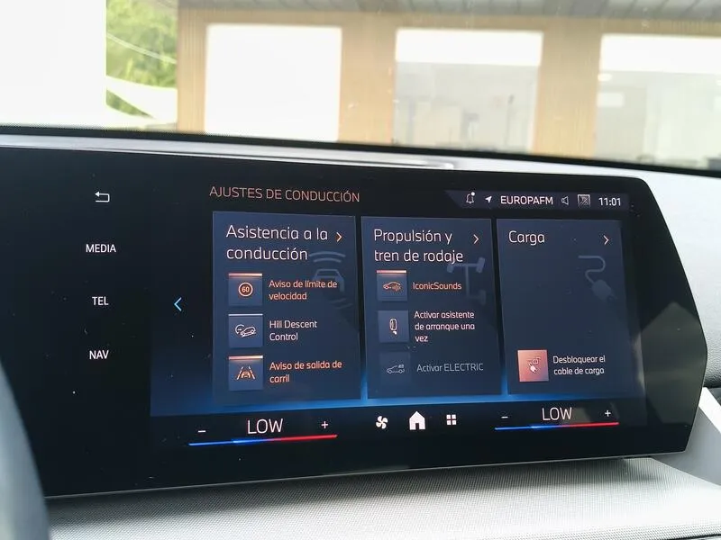 BMW X1 25e xDrive 1.5 - foto 19