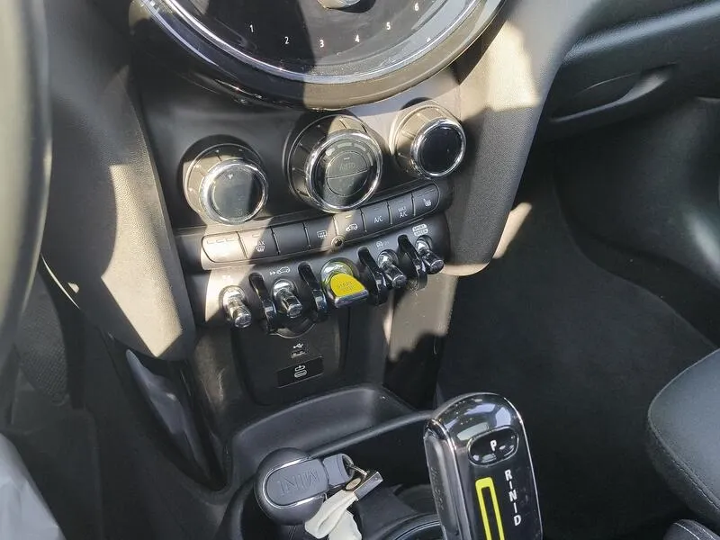 MINI Cooper SE - foto 12