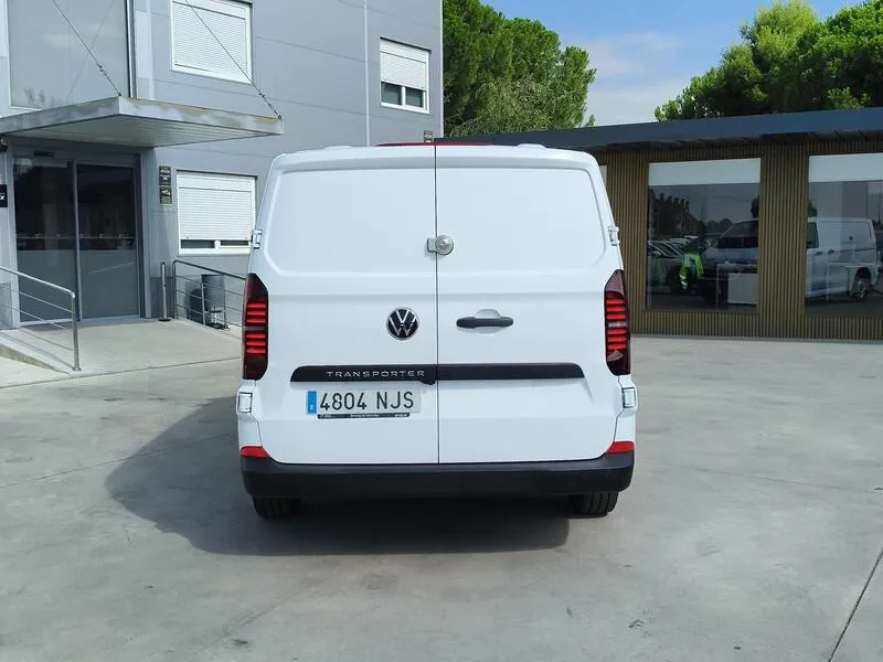 Volkswagen Transporter 2.0 TDI - foto 5
