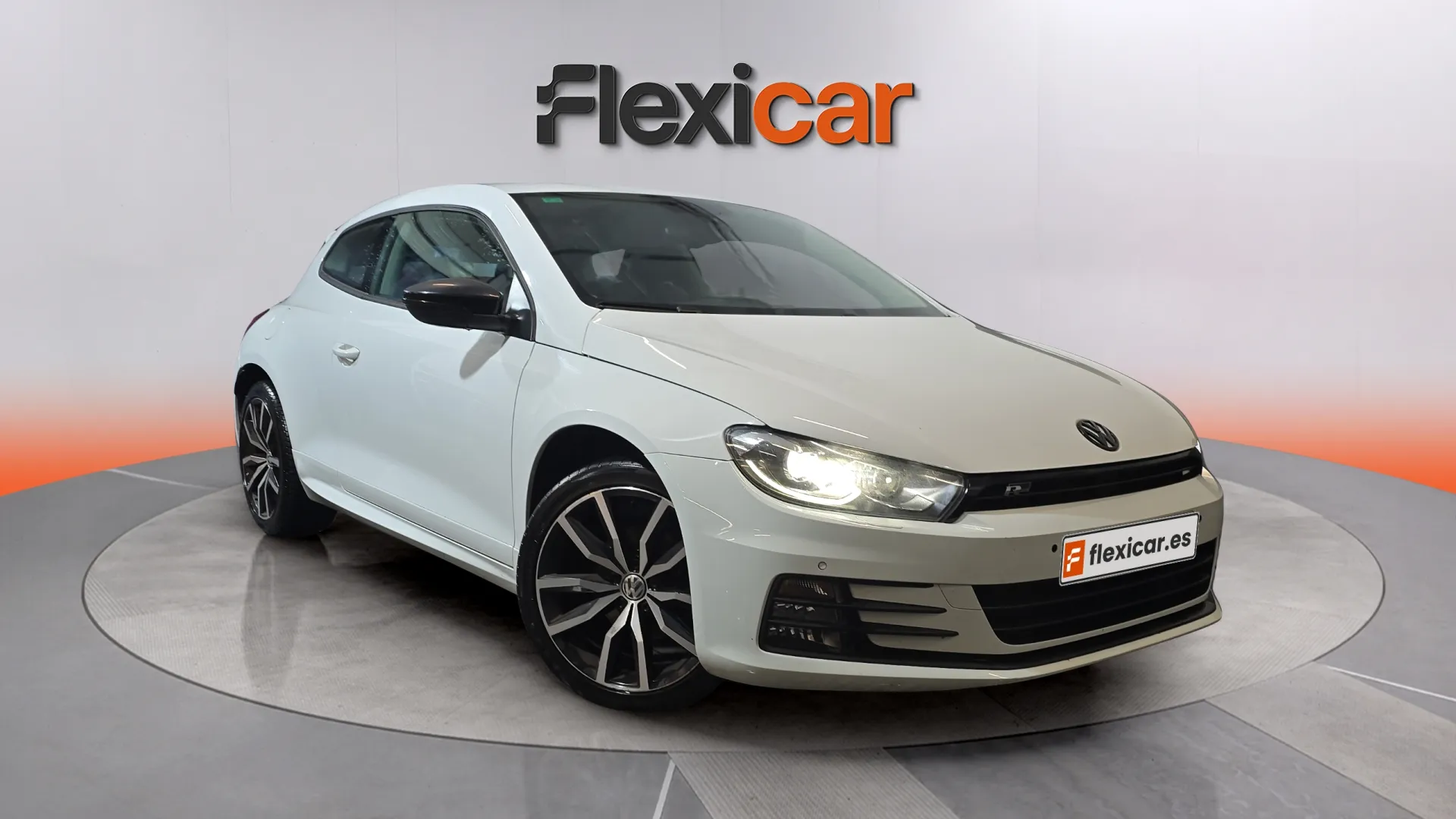 Volkswagen Scirocco R-Line 1.4 TSI BMT - foto 1