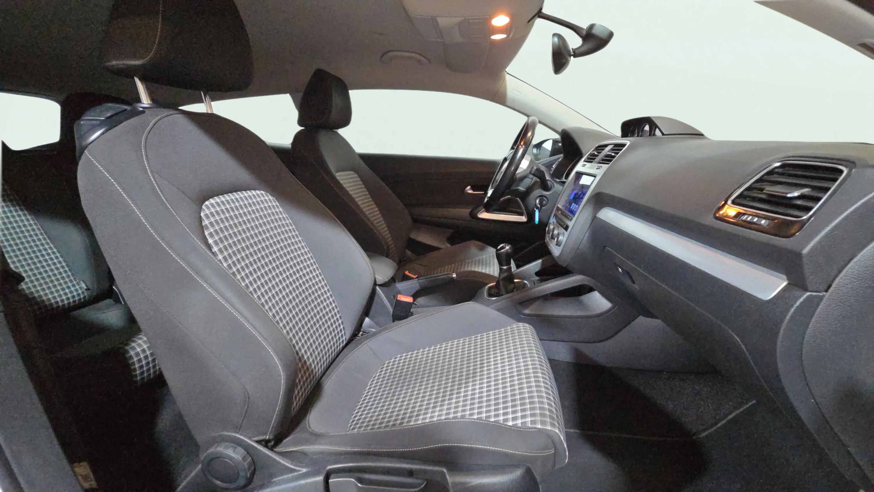 Volkswagen Scirocco R-Line 1.4 TSI BMT - foto 17